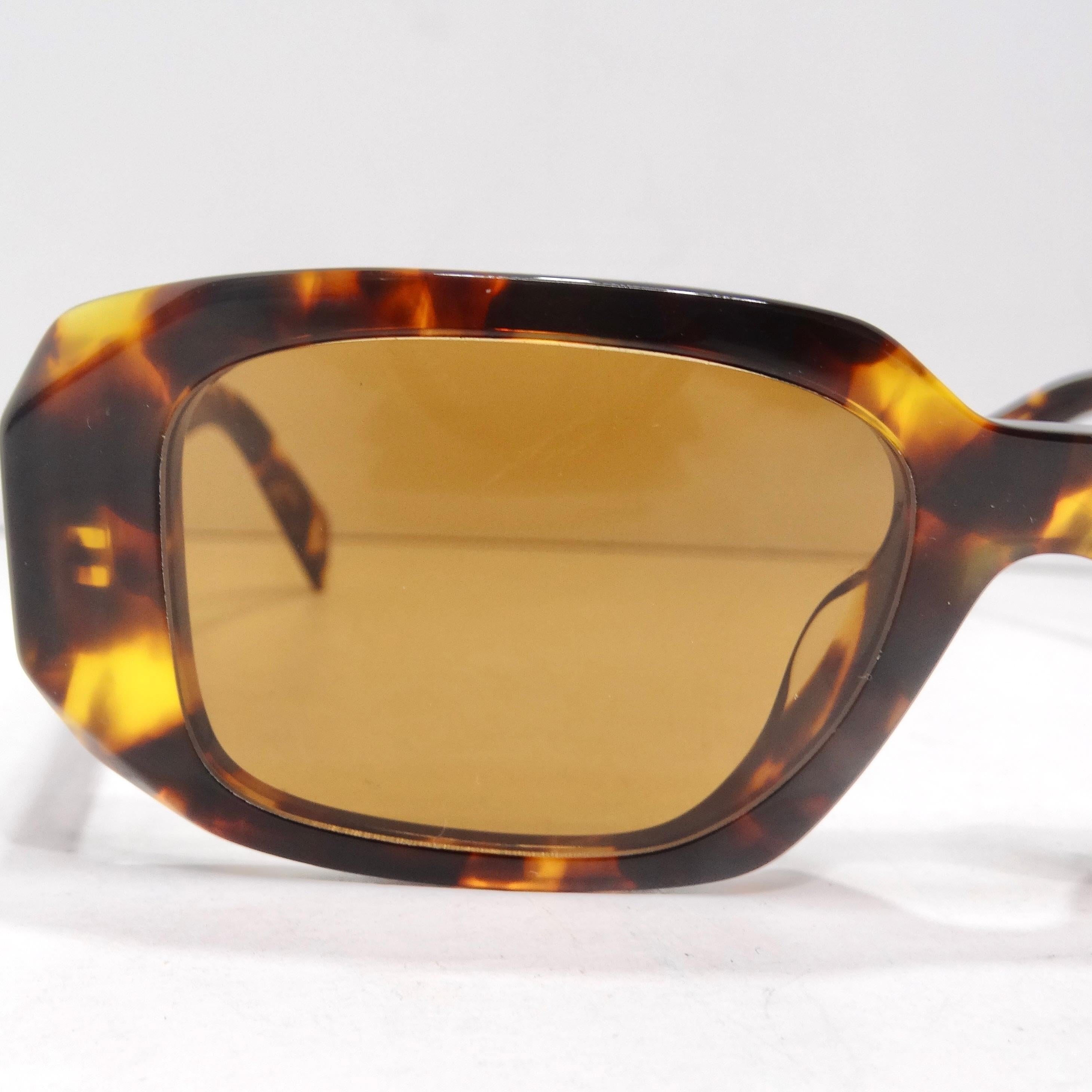 Prada Eyewear Tortoise Shell Square Frame Sunglasses In Excellent Condition For Sale In Scottsdale, AZ