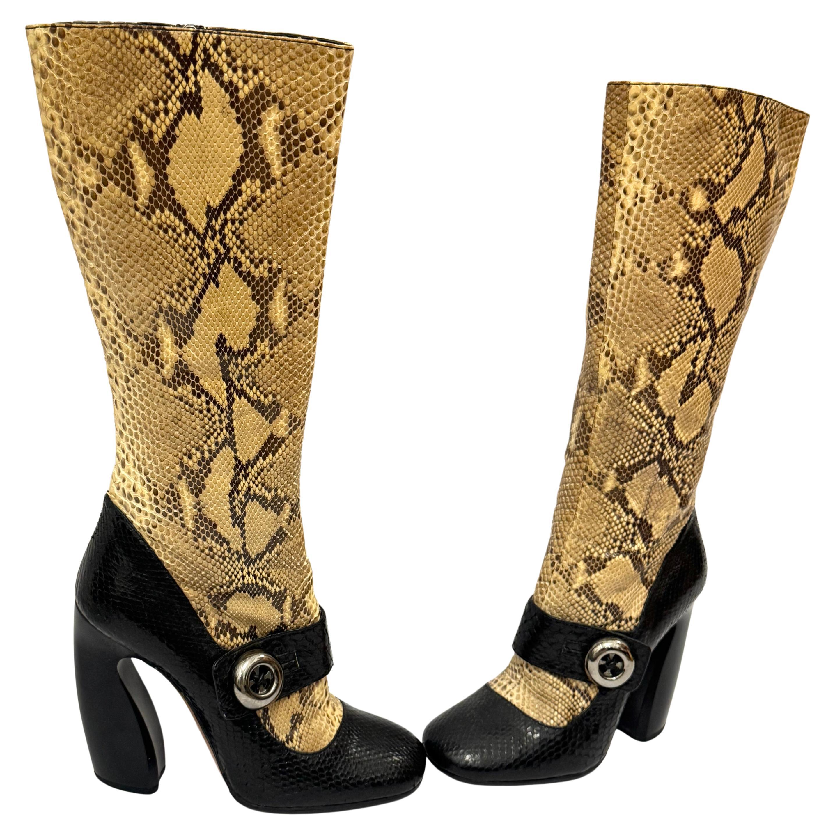 Prada F/W 2001 Laufsteg Python-Stiefel im Angebot