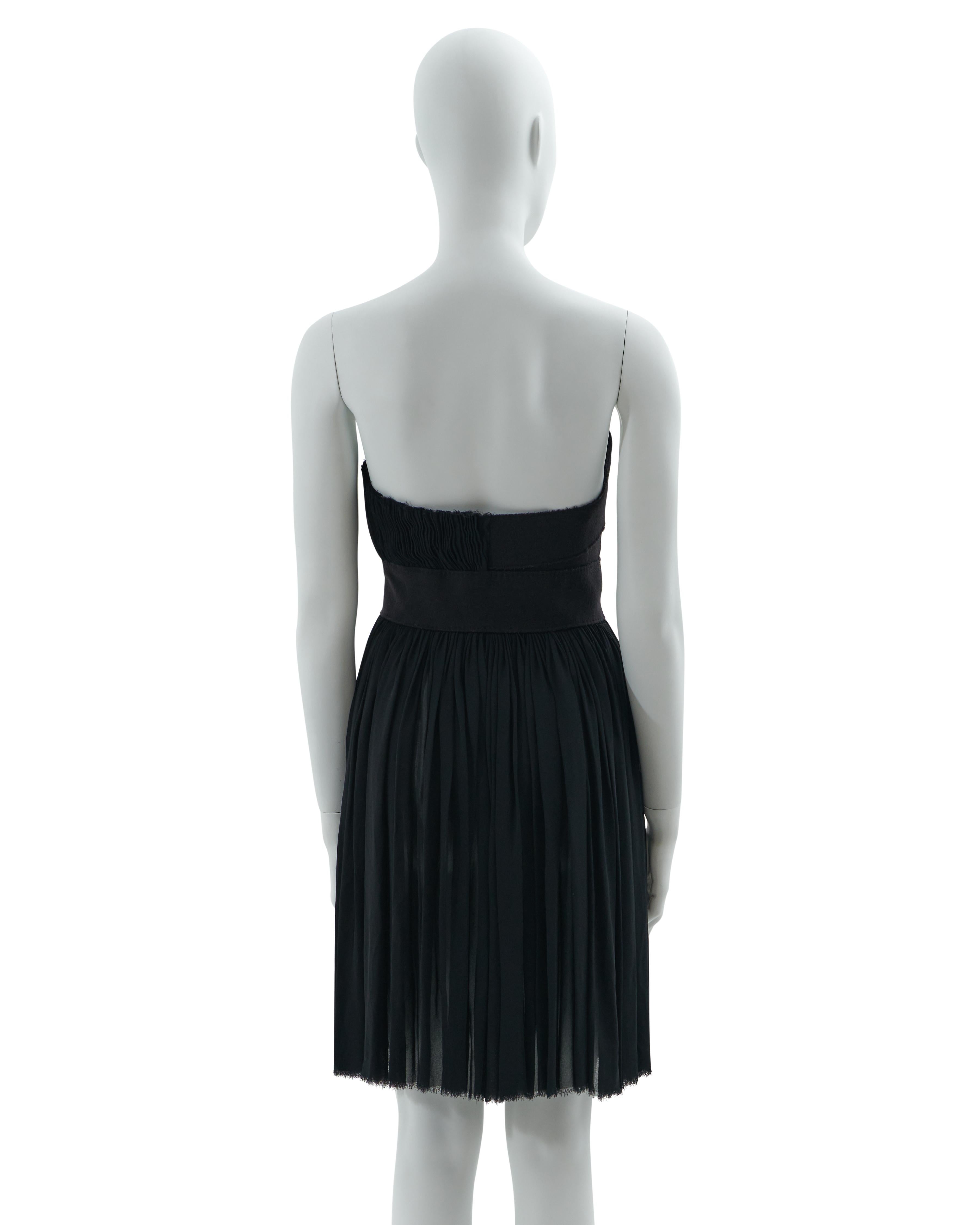 Prada F/W 2006 Black strapless chiffon dress In Excellent Condition For Sale In Milano, IT