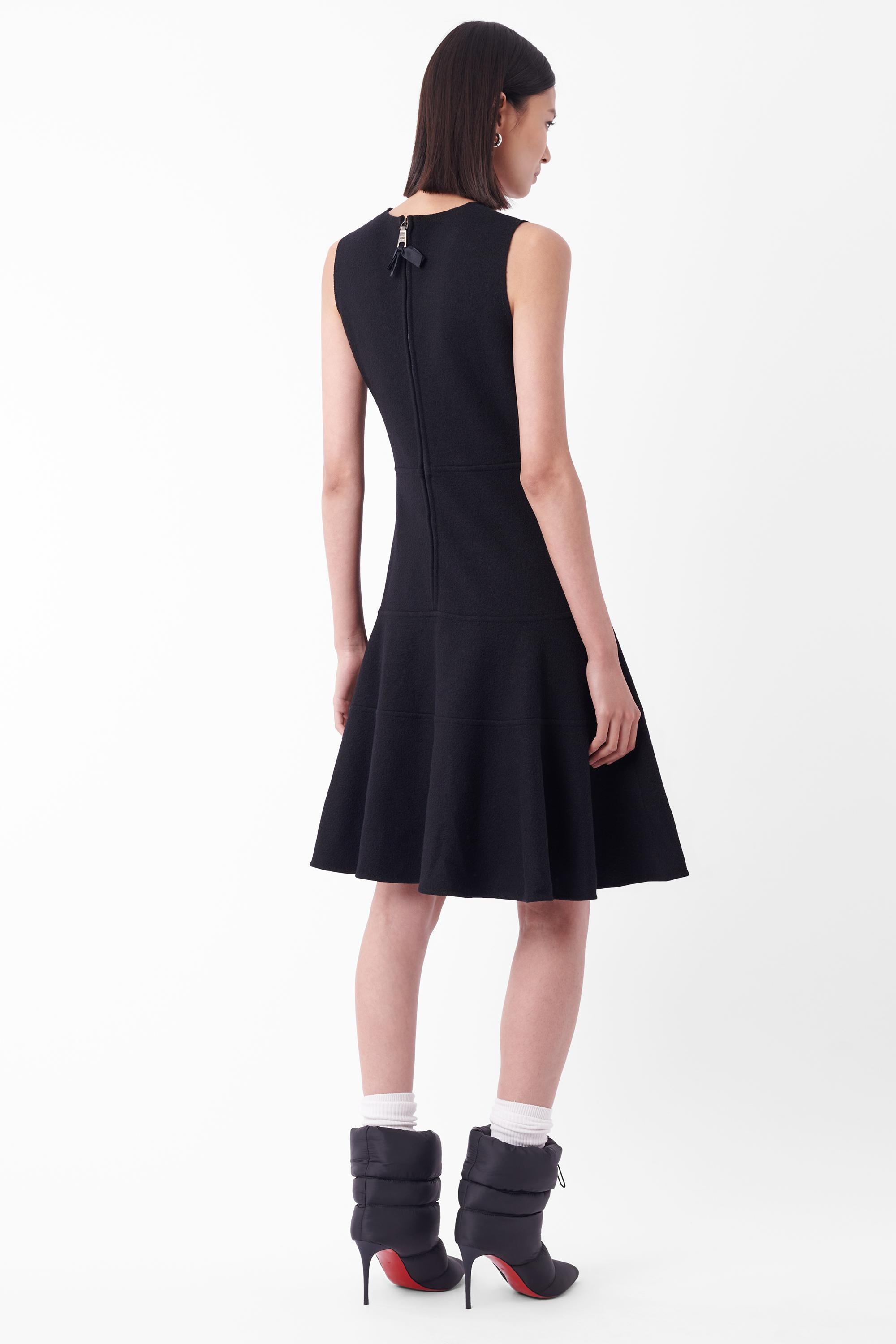 Prada F/W 2006 Black Wool A-Line Dress For Sale 1