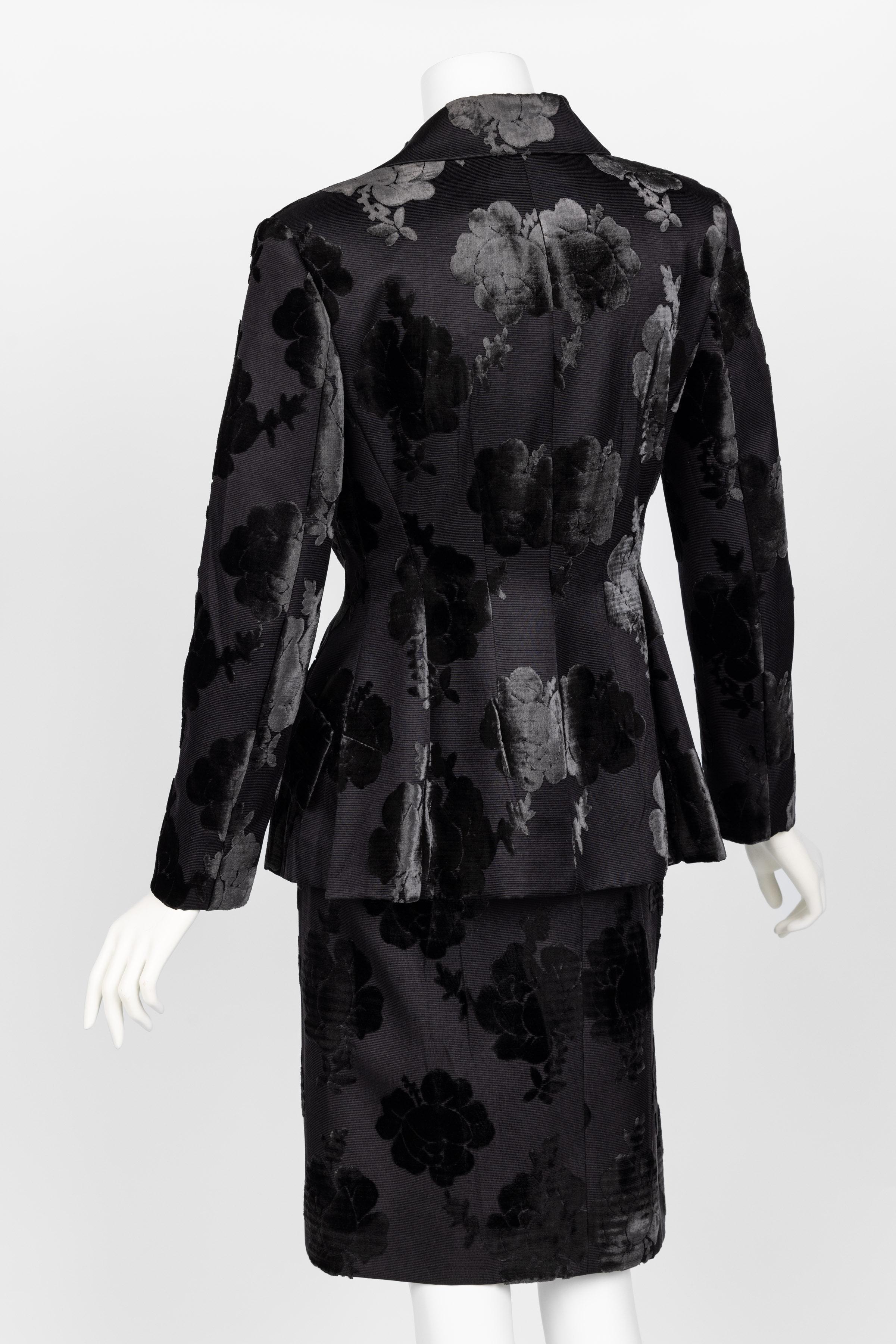 Women's Prada F/W 2009 Runway Black Silk Velvet Floral Skirt Suit New W/Tags For Sale
