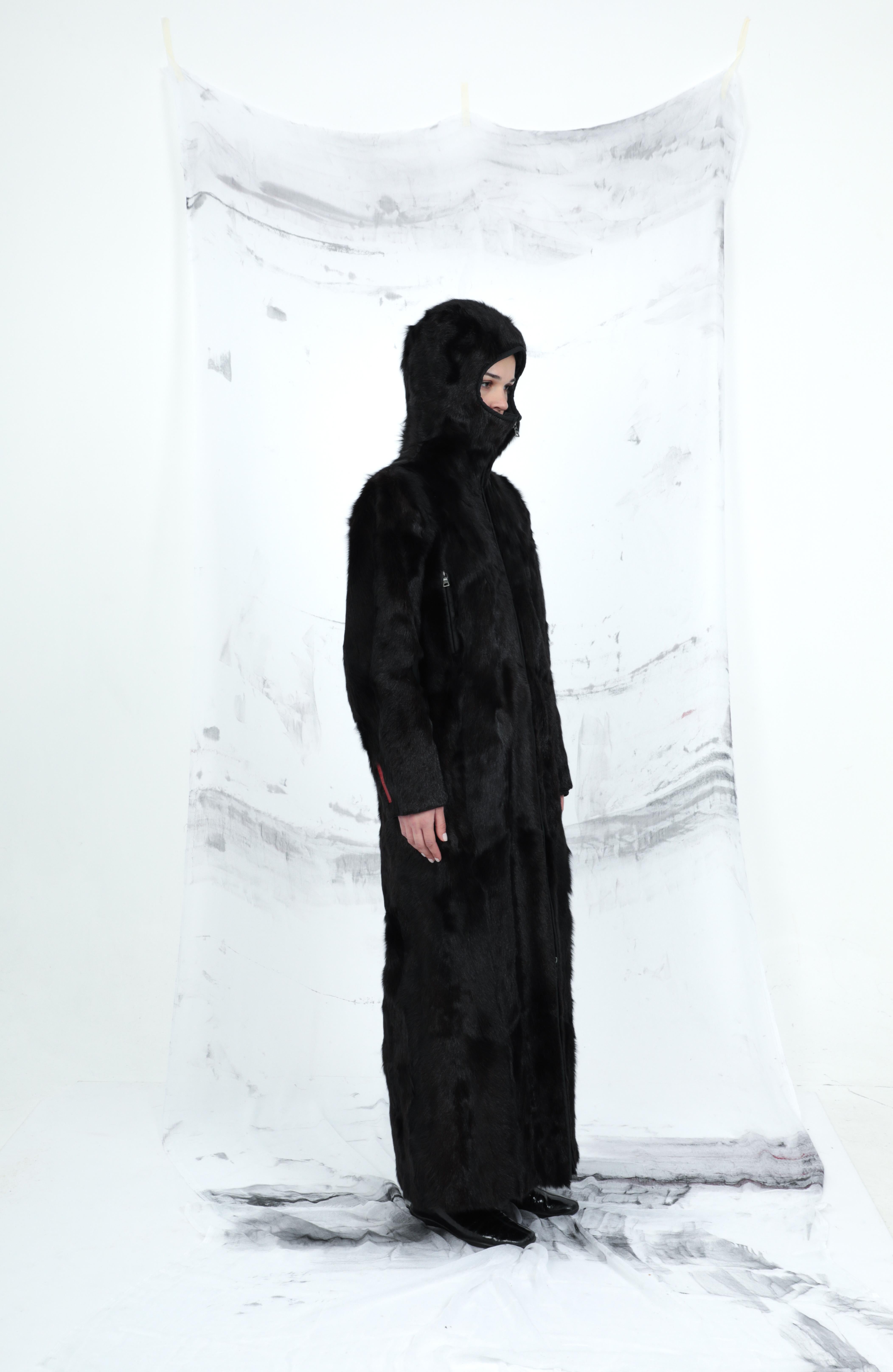 Prada Sport F/W 1999 Manteau en fourrure de chèvre avec capuchon 