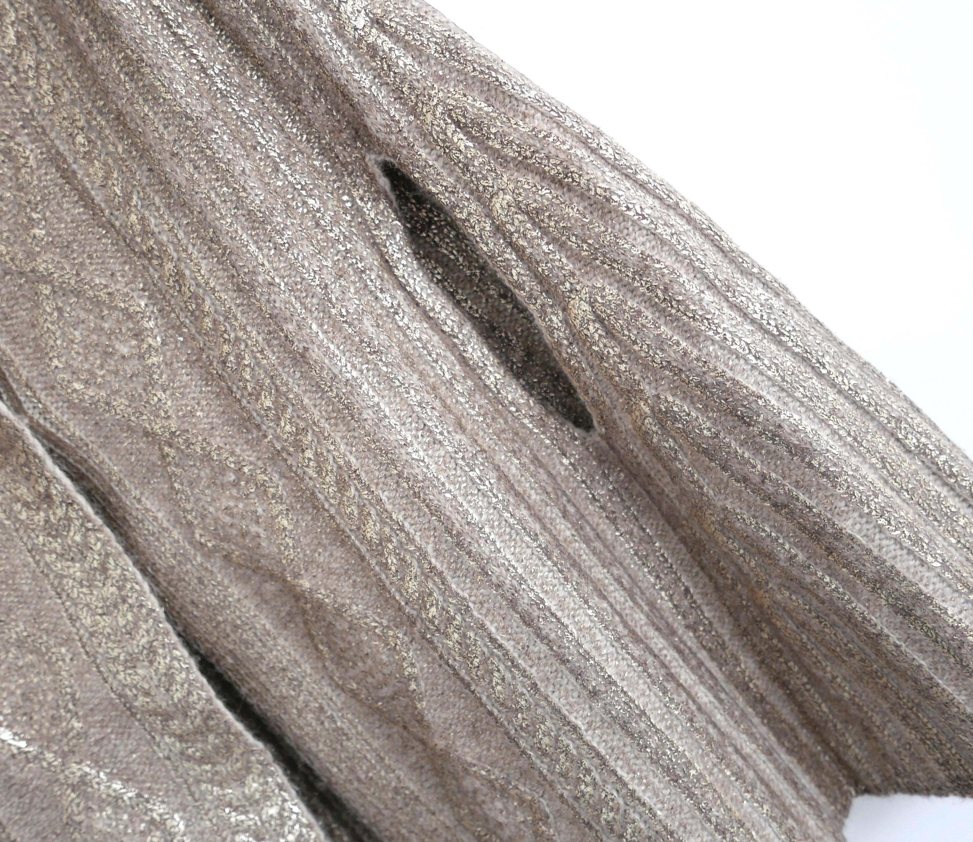 Prada Fall 2004 Gold Foil Cable Knit Cape In New Condition In London, GB