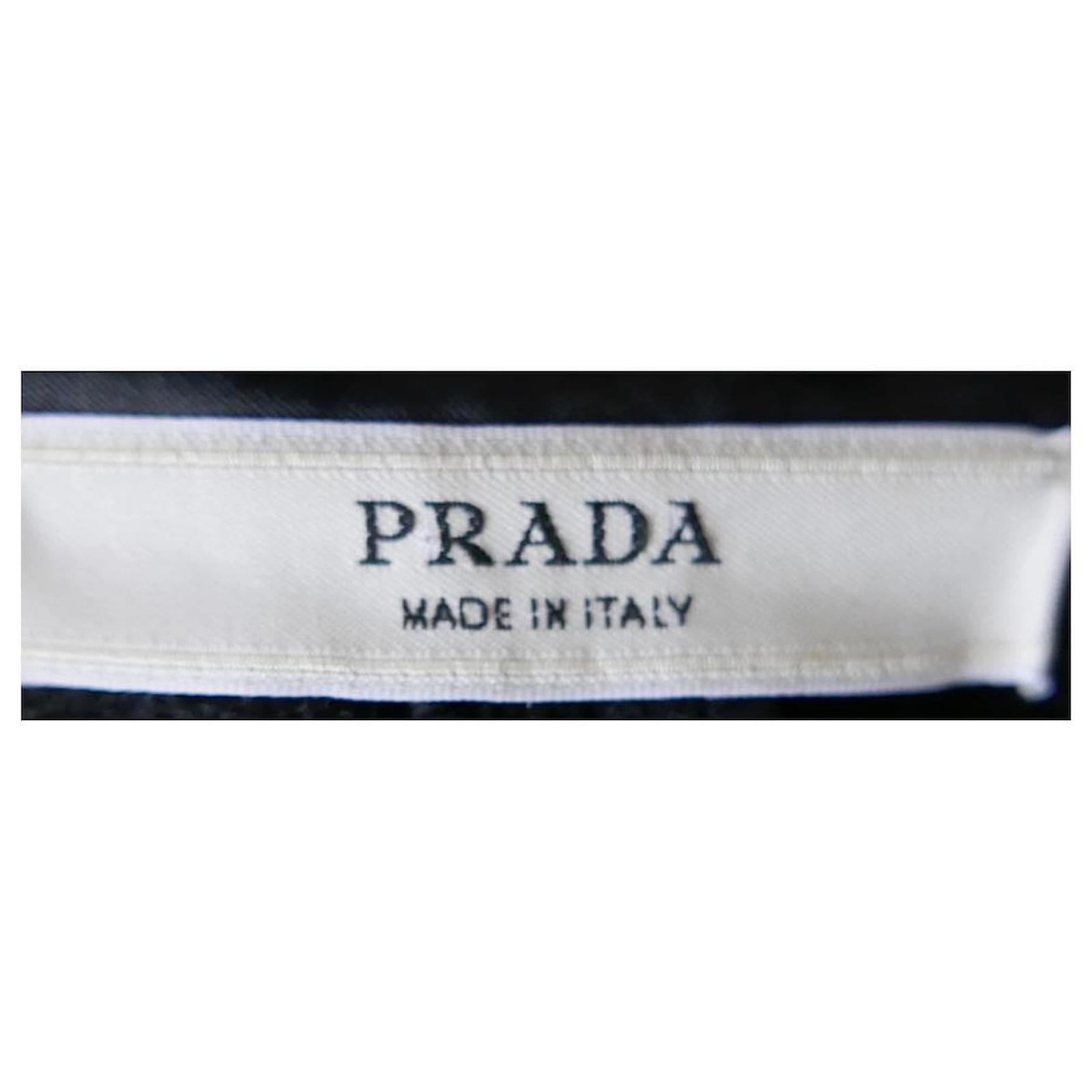 Prada Fall 2006 Wool & Leather Coat  For Sale 3