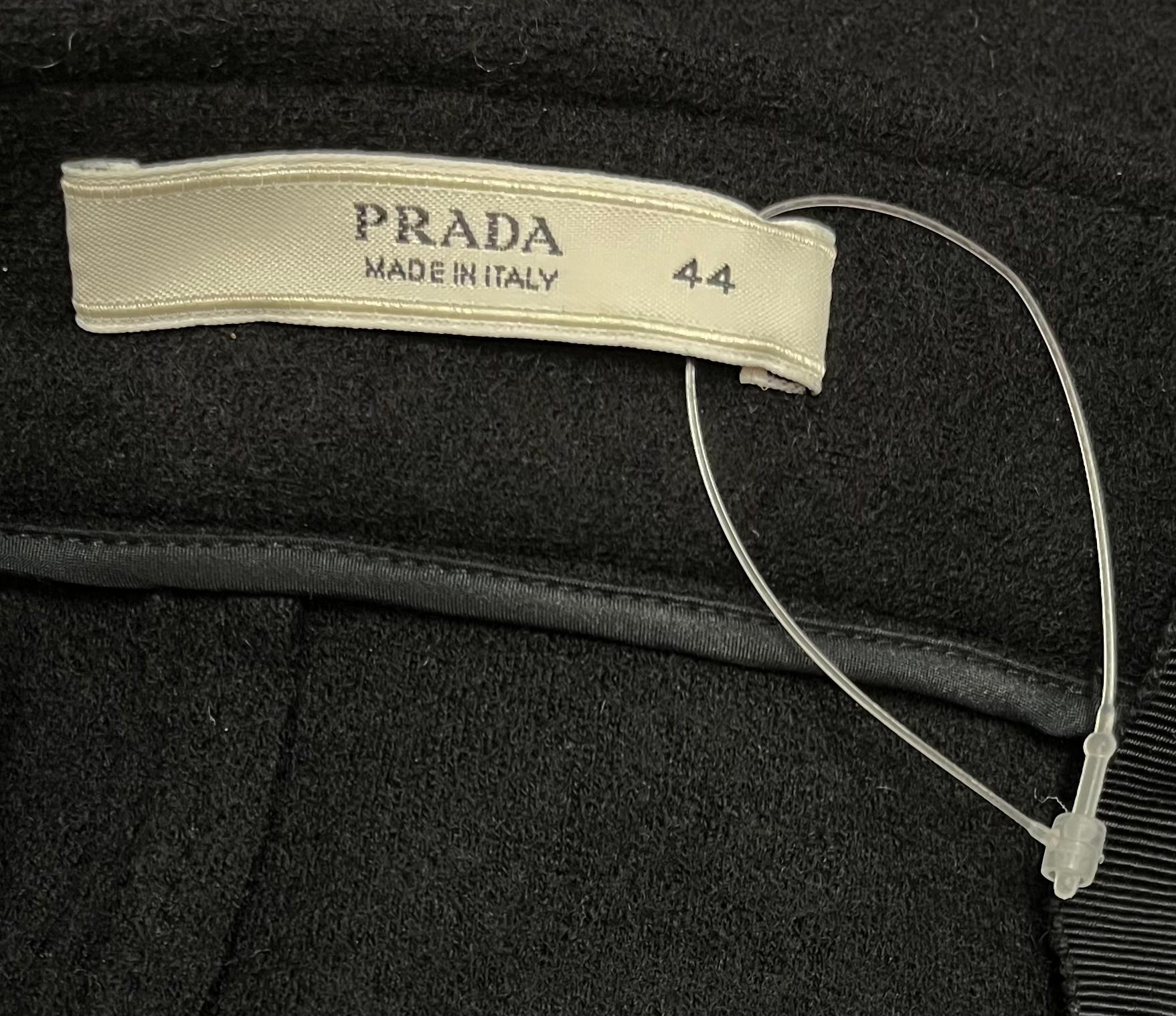 Donna Gonna Prada Autunno 2008 in feltro di lana nero con orlo a balze in vendita