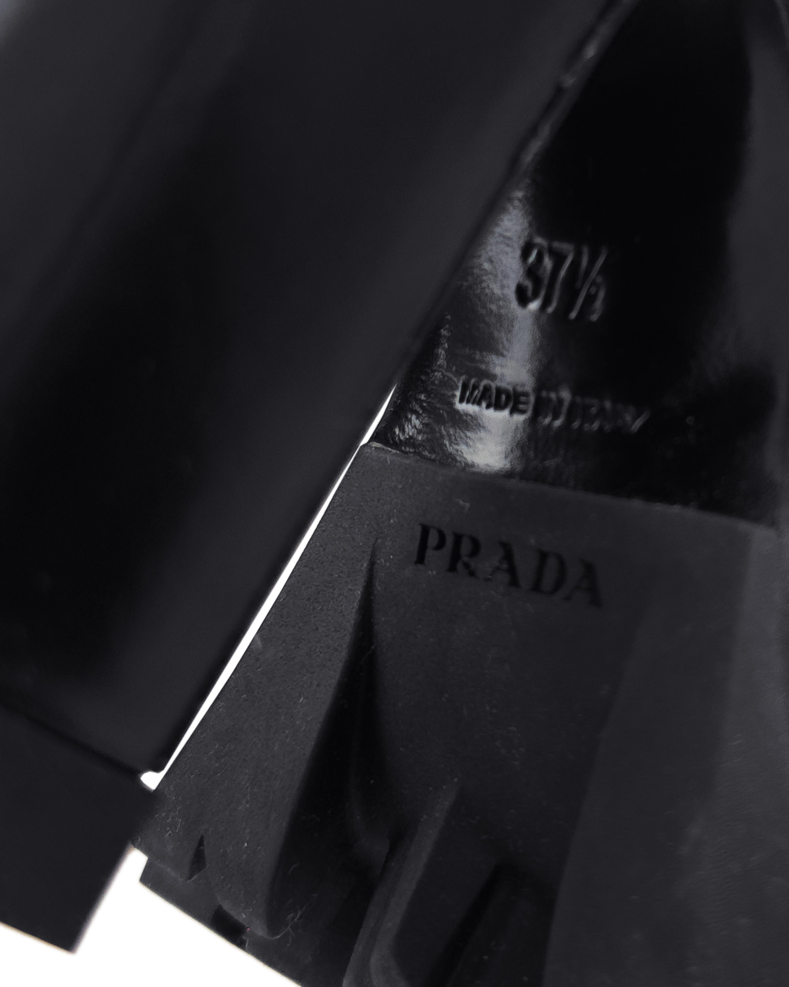 Prada Otoño 2013 Pasarela Sandalias de tacón de piel negra con tacos gruesos 37.5 en venta 3