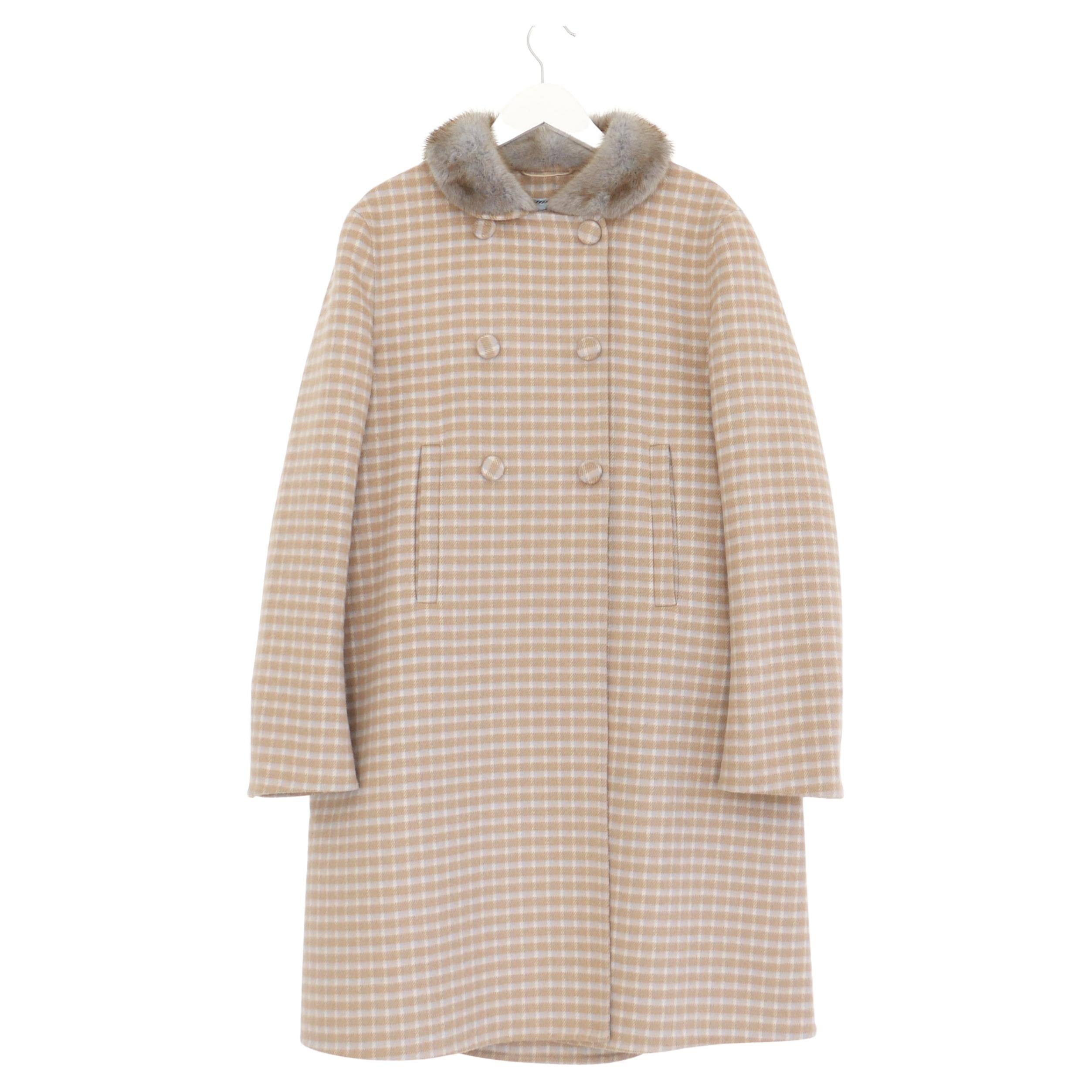 Prada Fall 2015 Checked Wool Coat With Fur Collar im Angebot