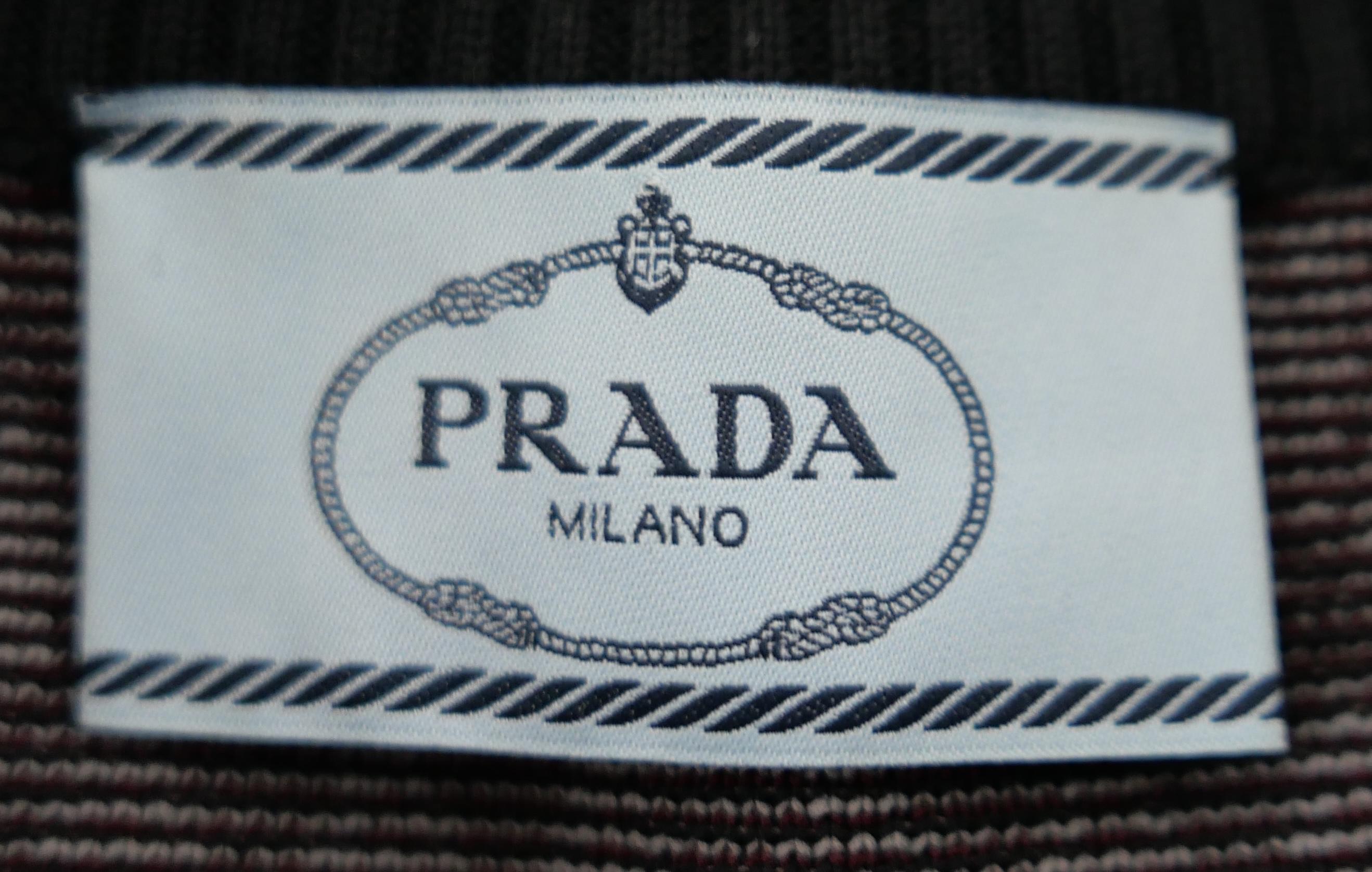 Prada Fall 2018 ZigZag Knit Body Con Sweater Dress For Sale 1