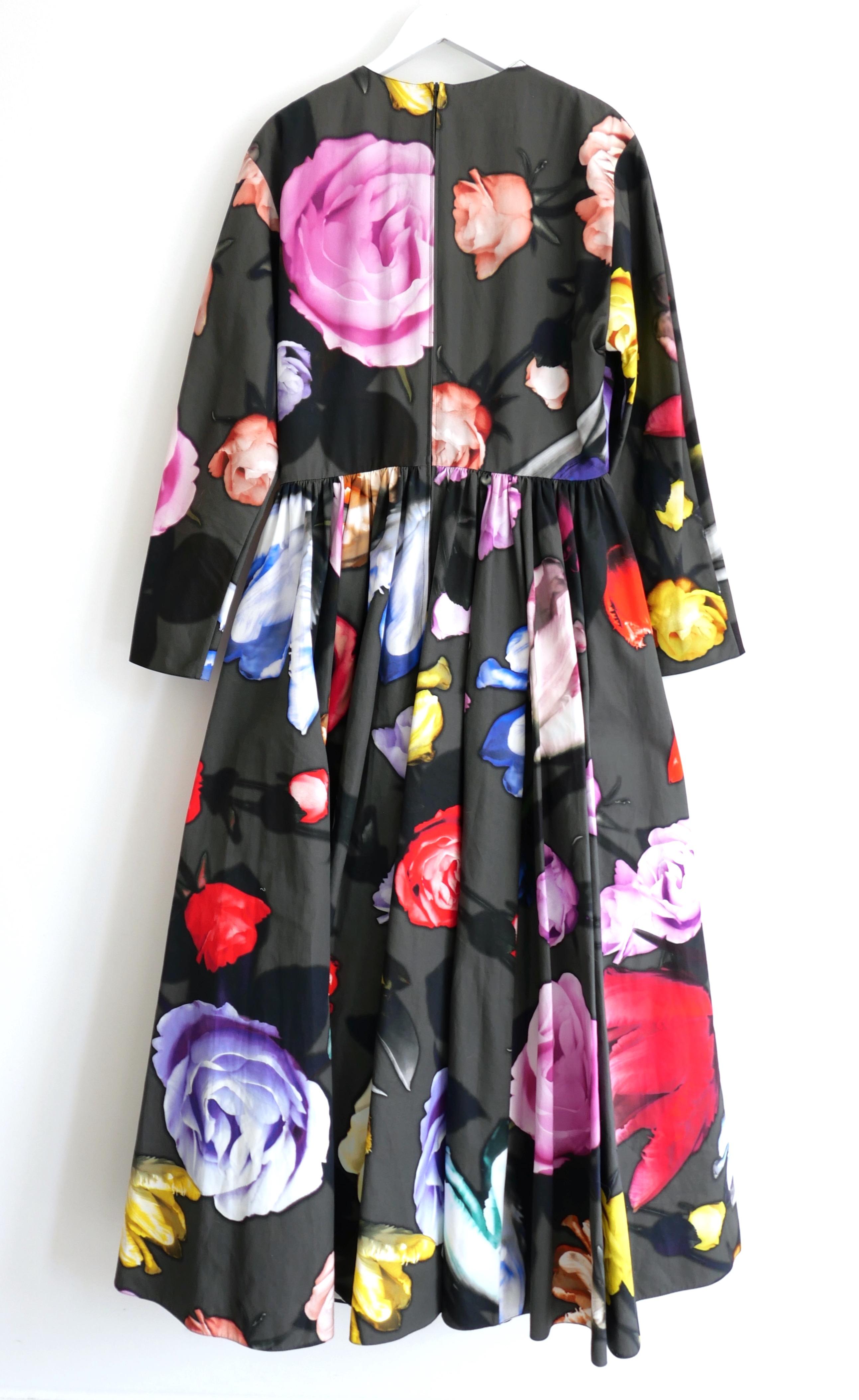 Women's Prada Fall 2019 Silk Flower Embellished Floral Full Skirt Dress