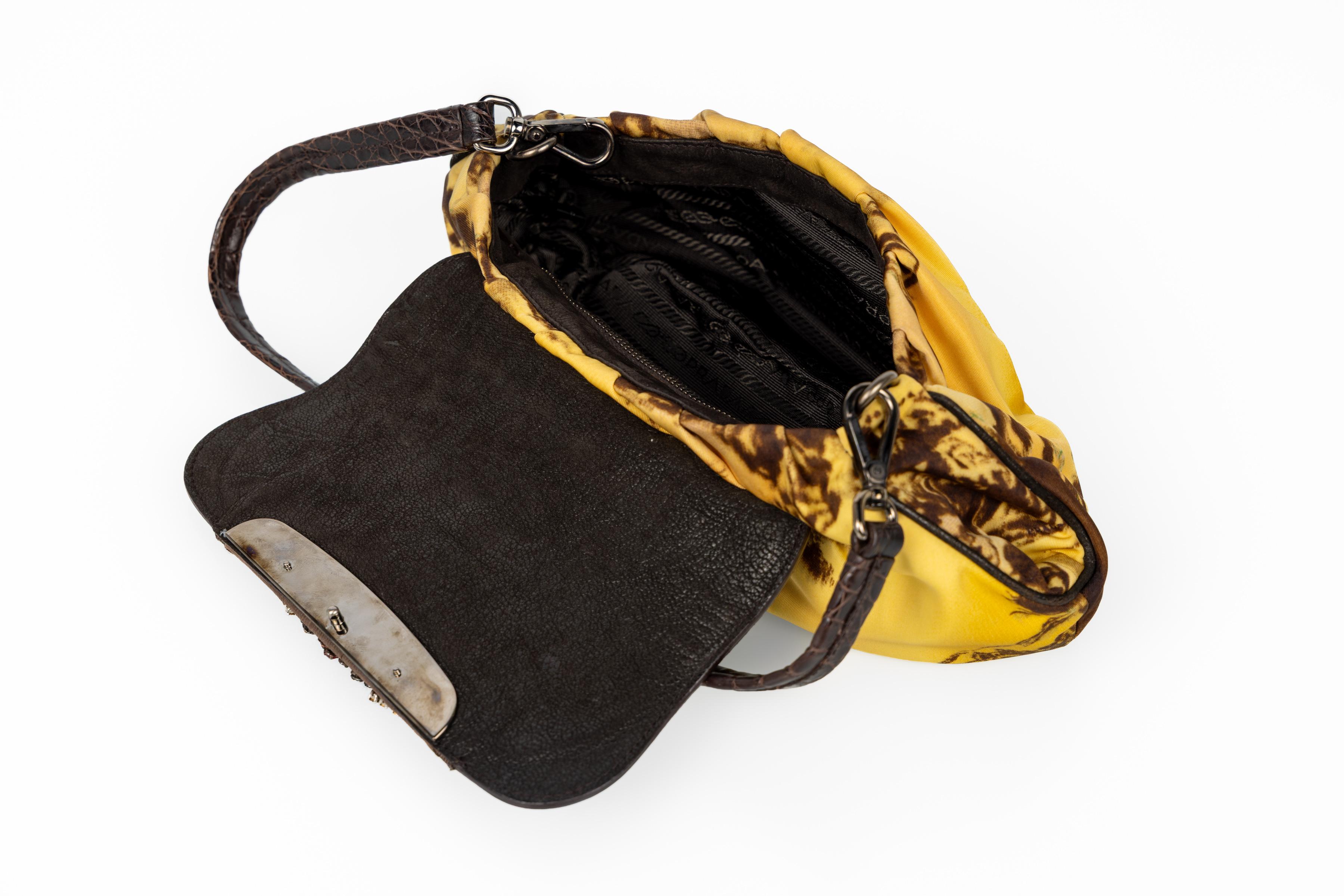 Prada Autunno/Inverno 2004 Borsa a tracolla in coccodrillo con Jewell e raso stampato in vendita 4