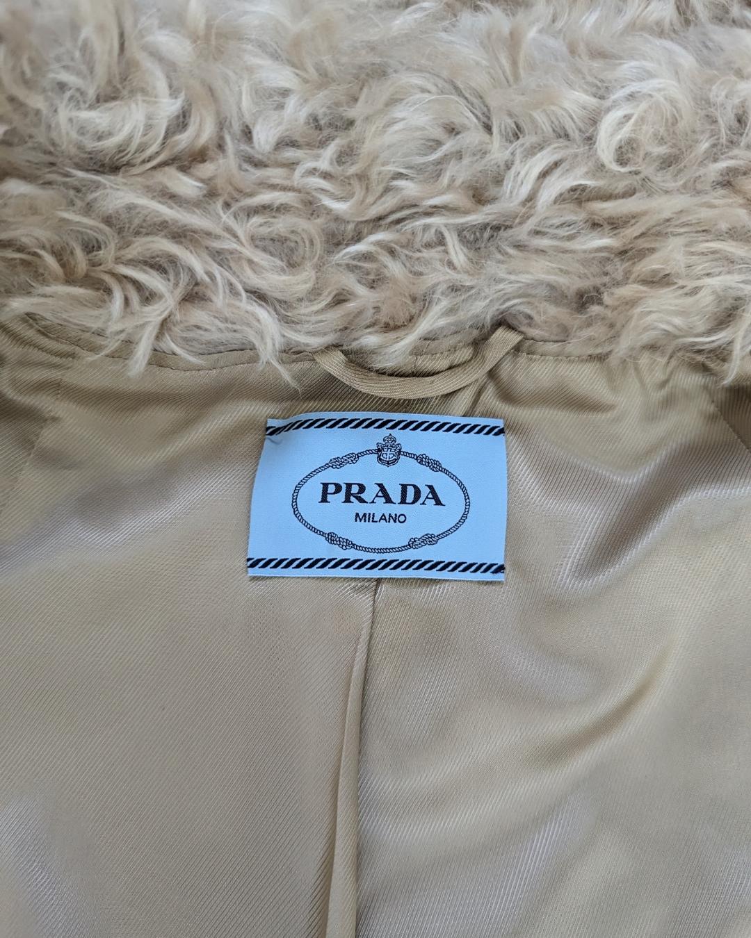 Prada Faux Fur Coat In Good Condition For Sale In GOUVIEUX, FR
