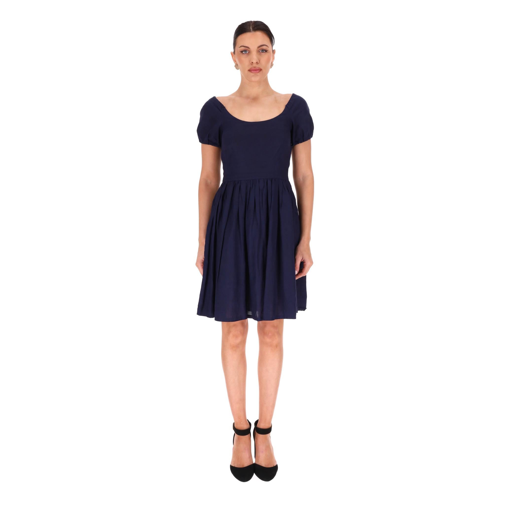 Prada Fit And Flare Linen Dress

Navy dress fully crafted from linen with scoop neckline and short sleeves.

Featuring cinched gathered waistline and flared, knee-length skirt.

Rrp Approx. £1,500

Size – 38IT

Condition – Very Good (Some signs of