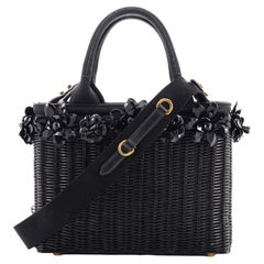 Sac panier à fleurs Prada en osier petit modèle