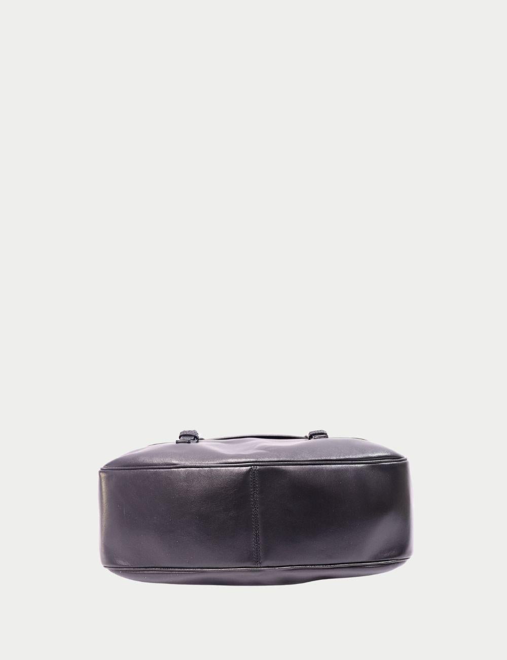 Prada im Angebot 1