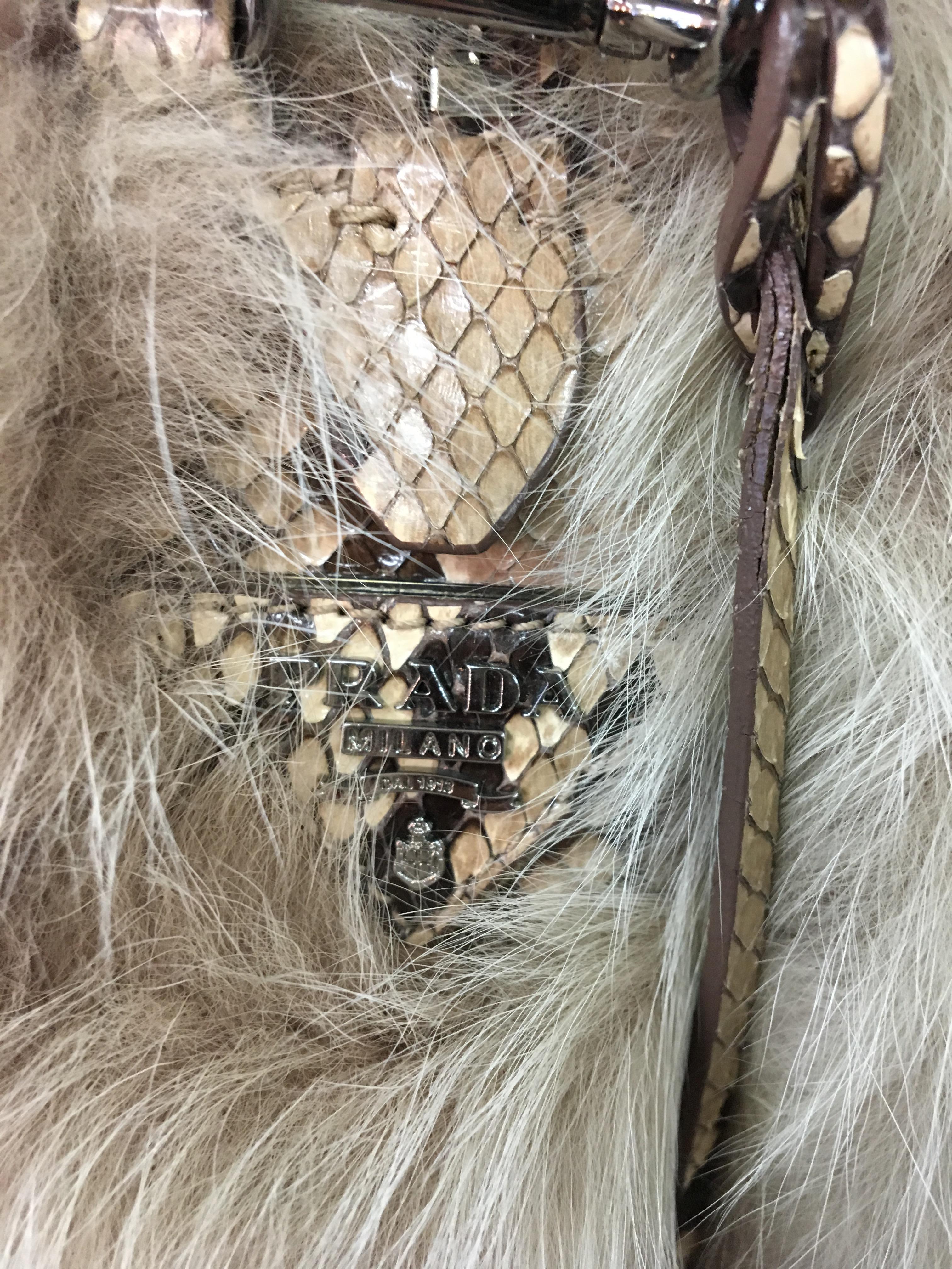 Prada Fox Fur Bag In Excellent Condition For Sale In Lugano, CH