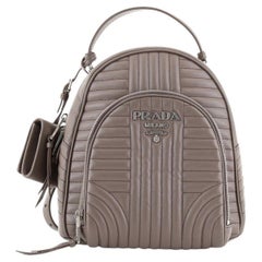 Prada Front Pocket Rucksack Diagramme Gestepptes Leder Klein