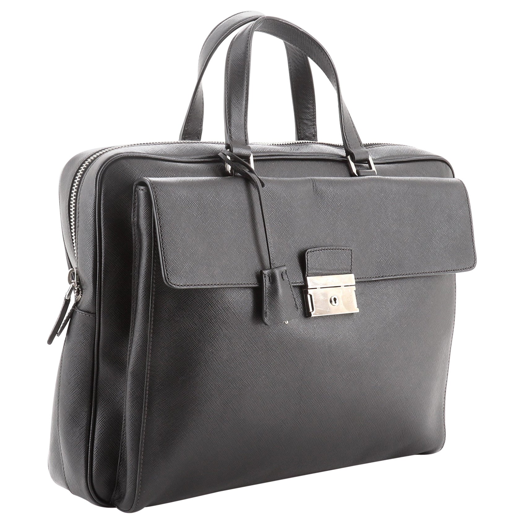 Prada Front Pocket Aktentasche aus schwarzem Saffiano-Leder im Angebot