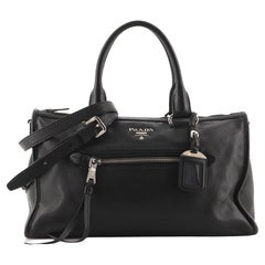 Umwandelbare Schultertasche mit Reißverschluss von Prada Phenix Medium