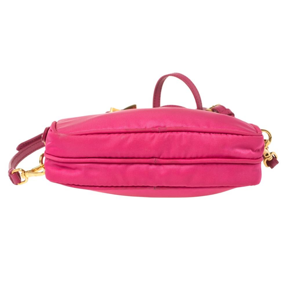 Prada Fuchsia Nylon und Leder Crossbody Tasche Damen