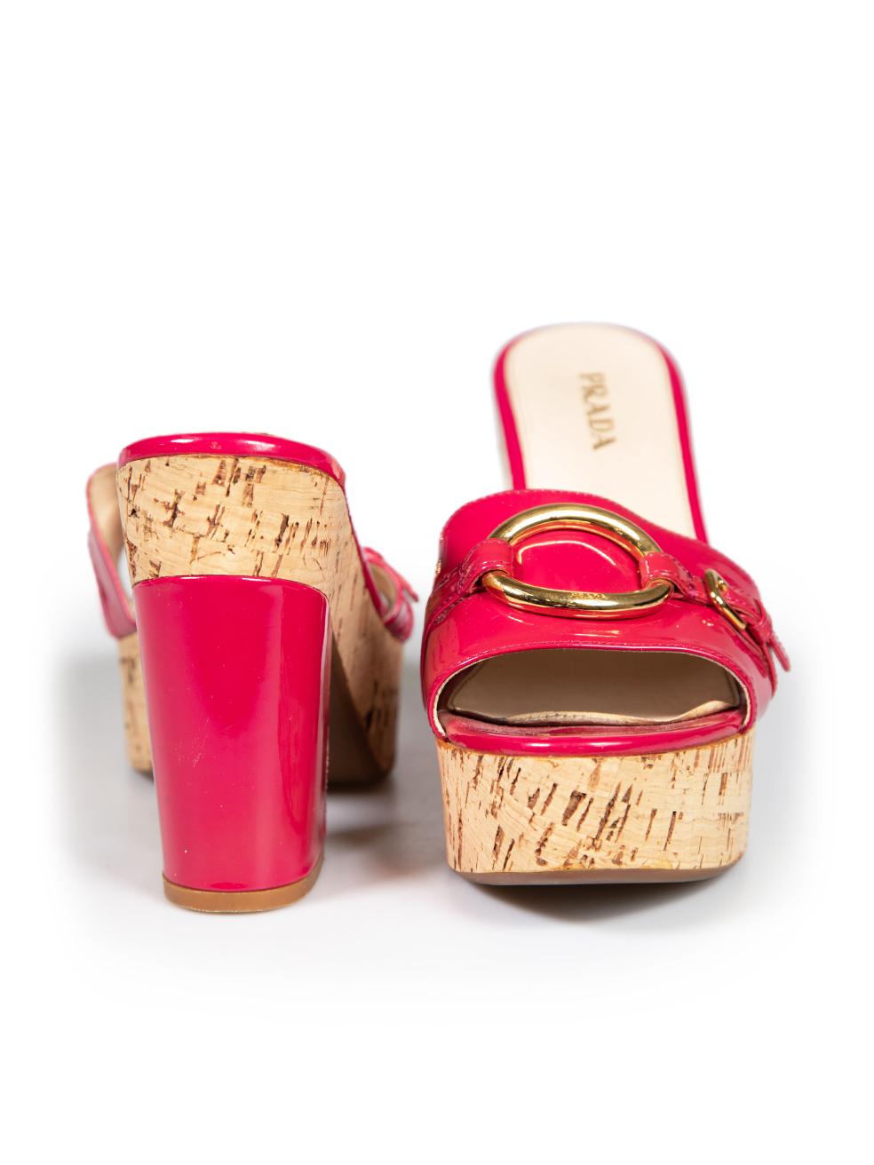 Prada Fuchsia Patent Buckled Platform Sandals Size IT 42 In Good Condition For Sale In London, GB