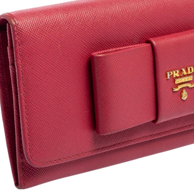 Prada Fuchsia Saffiano Leather Bow Continental Wallet at 1stDibs  prada  saffiano bow wallet, prada bow wallet, pink prada wallet with bow