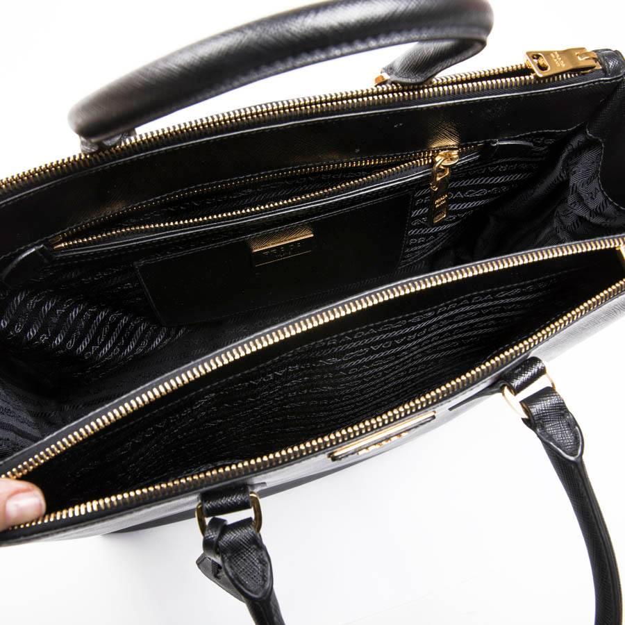 Women's PRADA 'Galleria' Bag in Black Saffiano Leather
