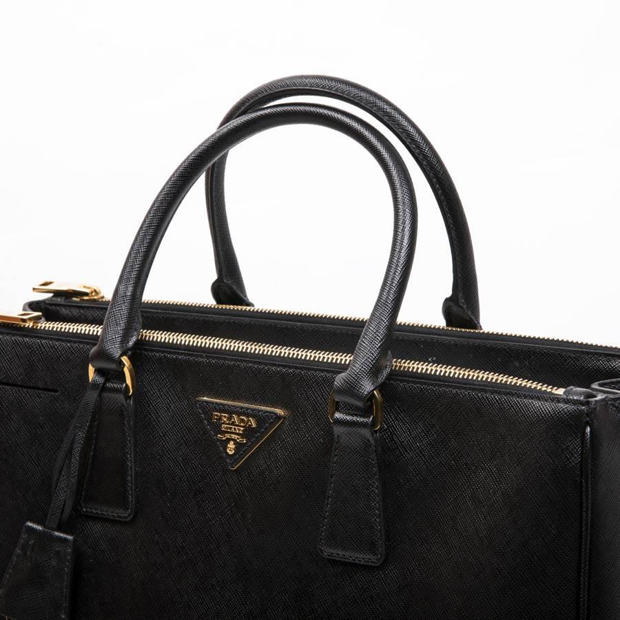 PRADA 'Galleria' Bag in Black Saffiano Leather 2