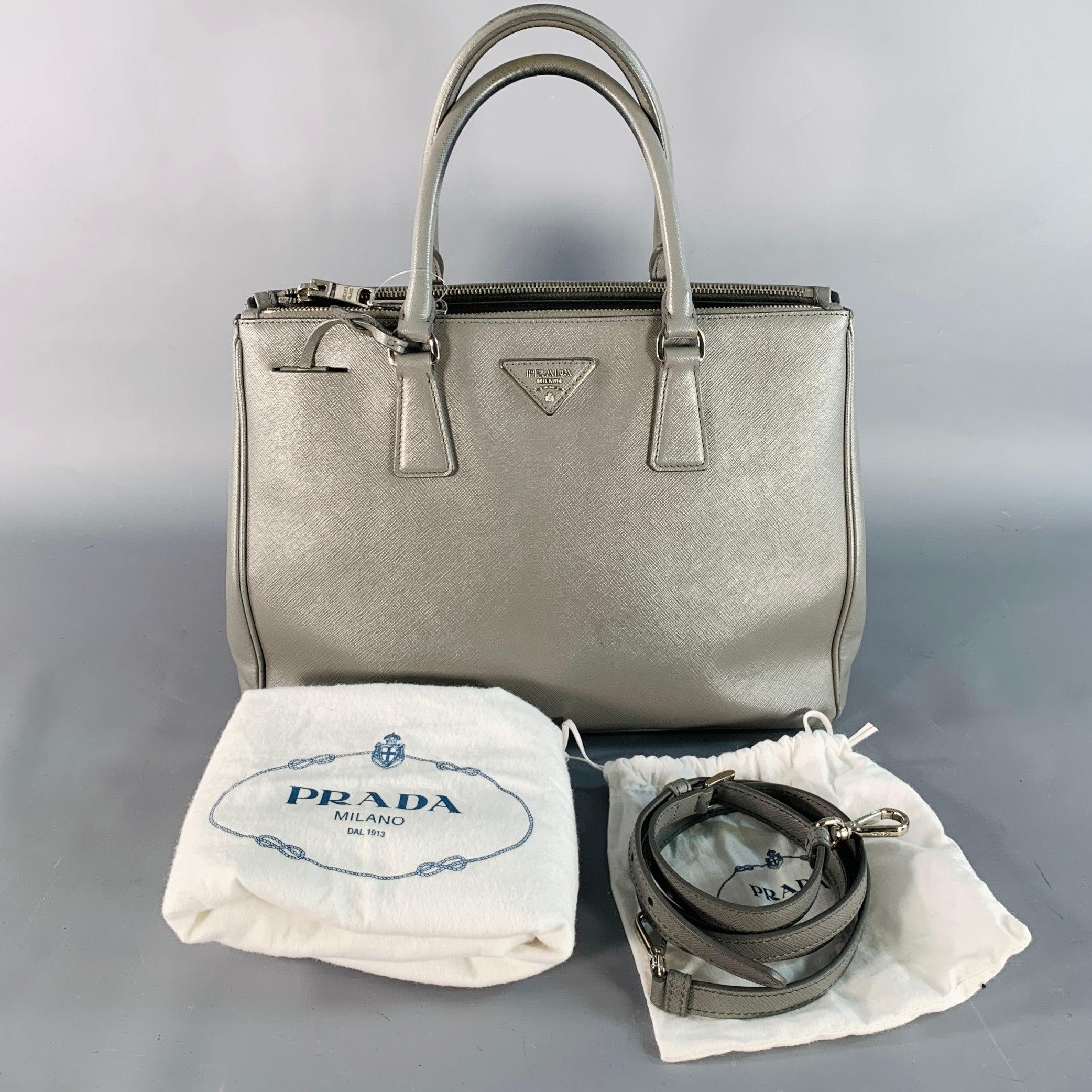 PRADA Galleria Grau Saffiano Leder Handtasche mit Griffen im Angebot 1