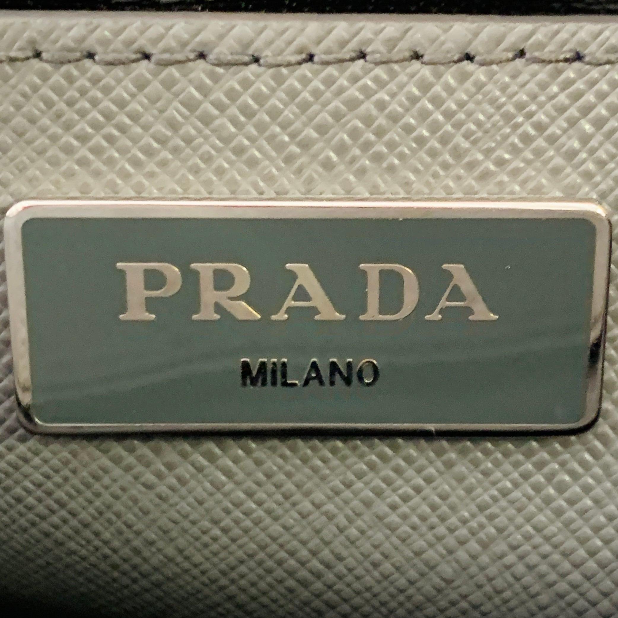 PRADA Galleria Grau Saffiano Leder Handtasche mit Griffen im Angebot 2