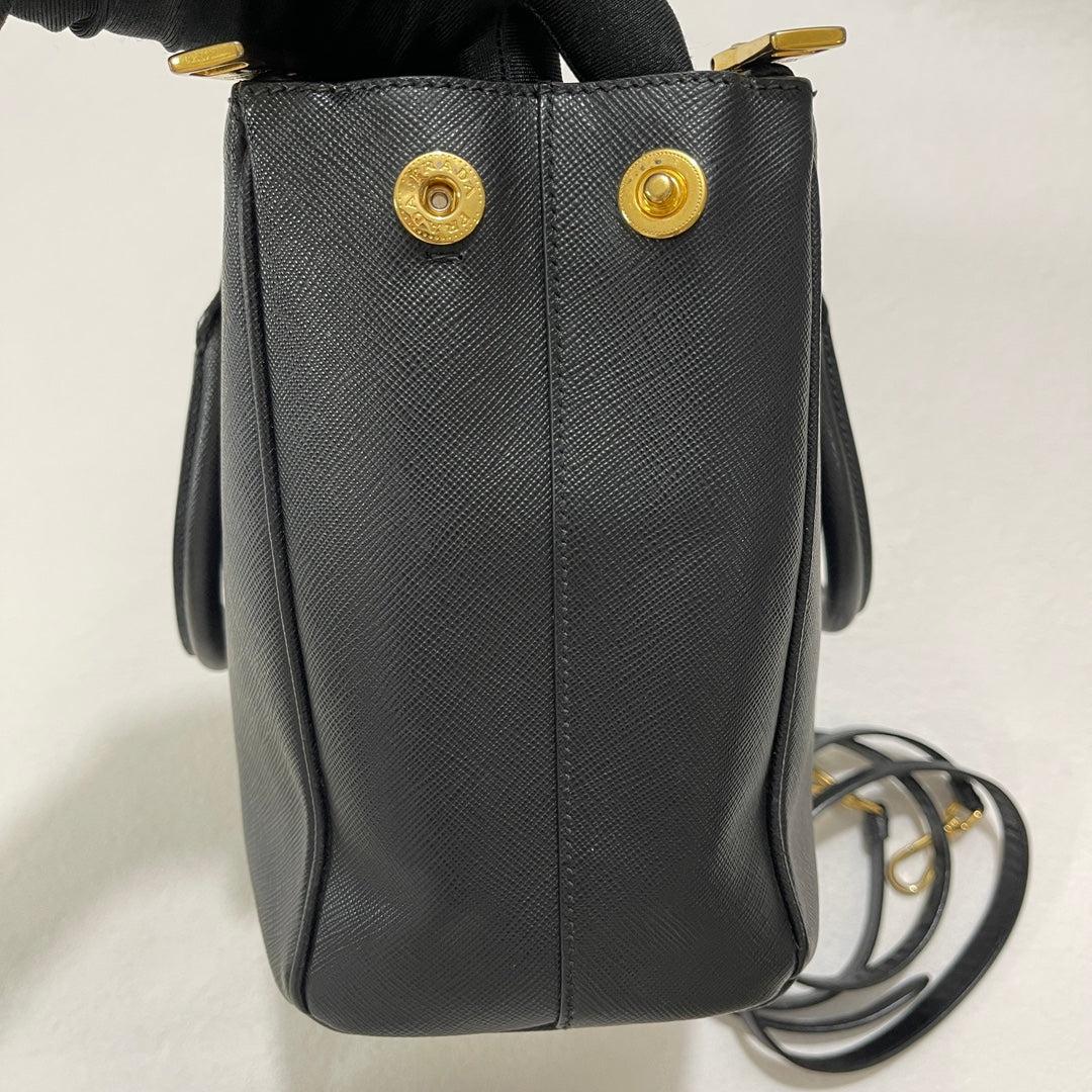 Prada Galleria Saffiano Leather Small Black Handbag with Strap For Sale 4