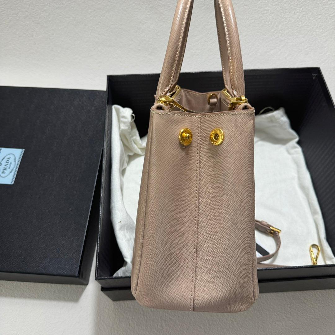 Brown Prada Galleria Saffiano Leather Small Light Pink Handbag with Strap For Sale