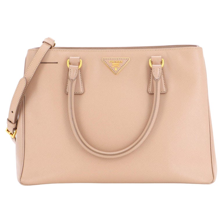 Prada Saffiano tote review: Cuir double bag vs. Lux double zip purse  comparison 