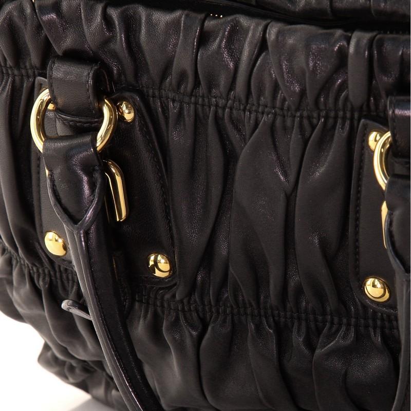 Prada Gaufre Cabrio-Tasche Nappaleder Medium 4