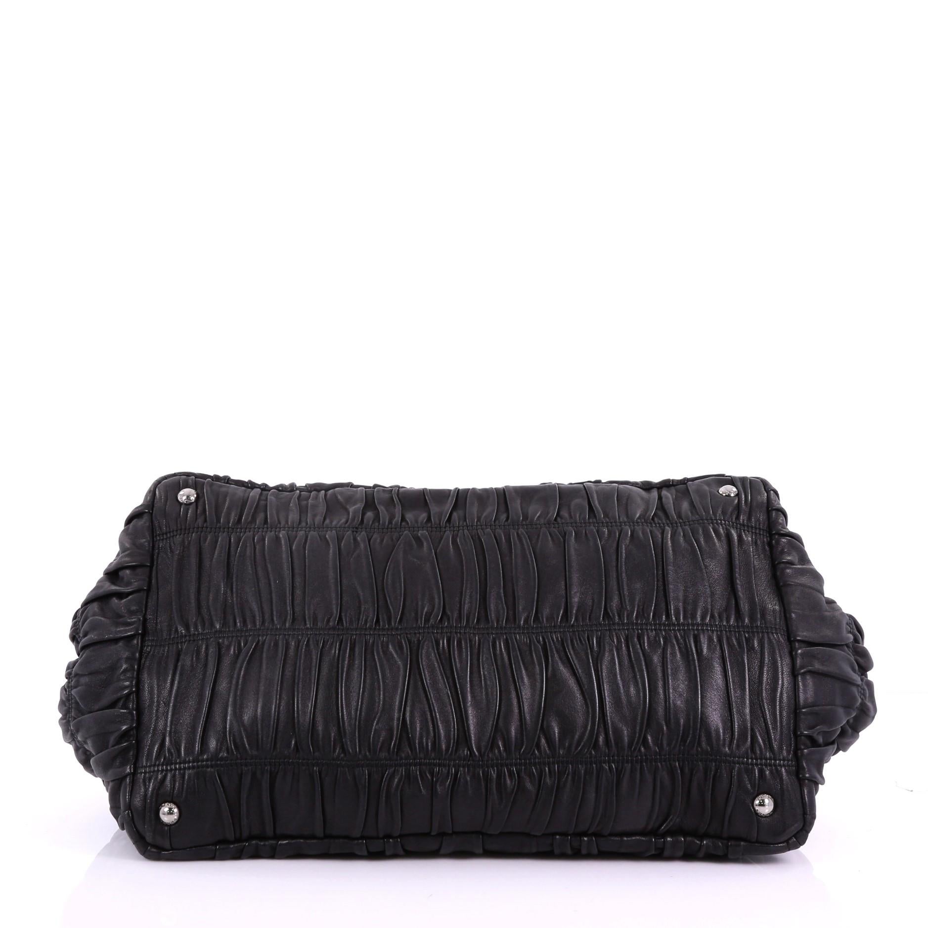 Prada Gaufre Shopping Tote Nappa Leather Large für Damen oder Herren
