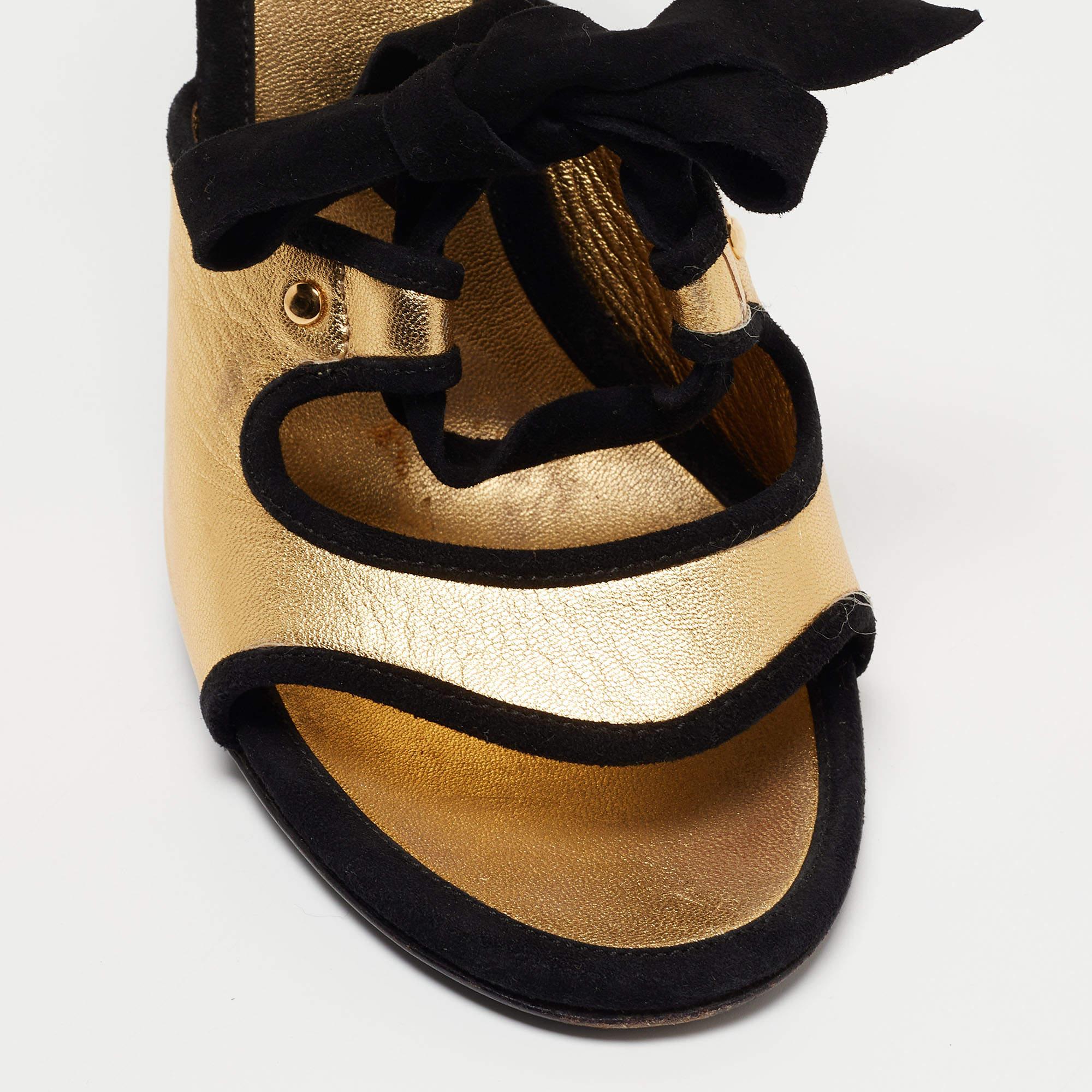 Prada Gold/Black Leather and Suede Floral Ankle Strap Sandals Size 39 (Sandales à talons en cuir et en daim avec fleurs) 1