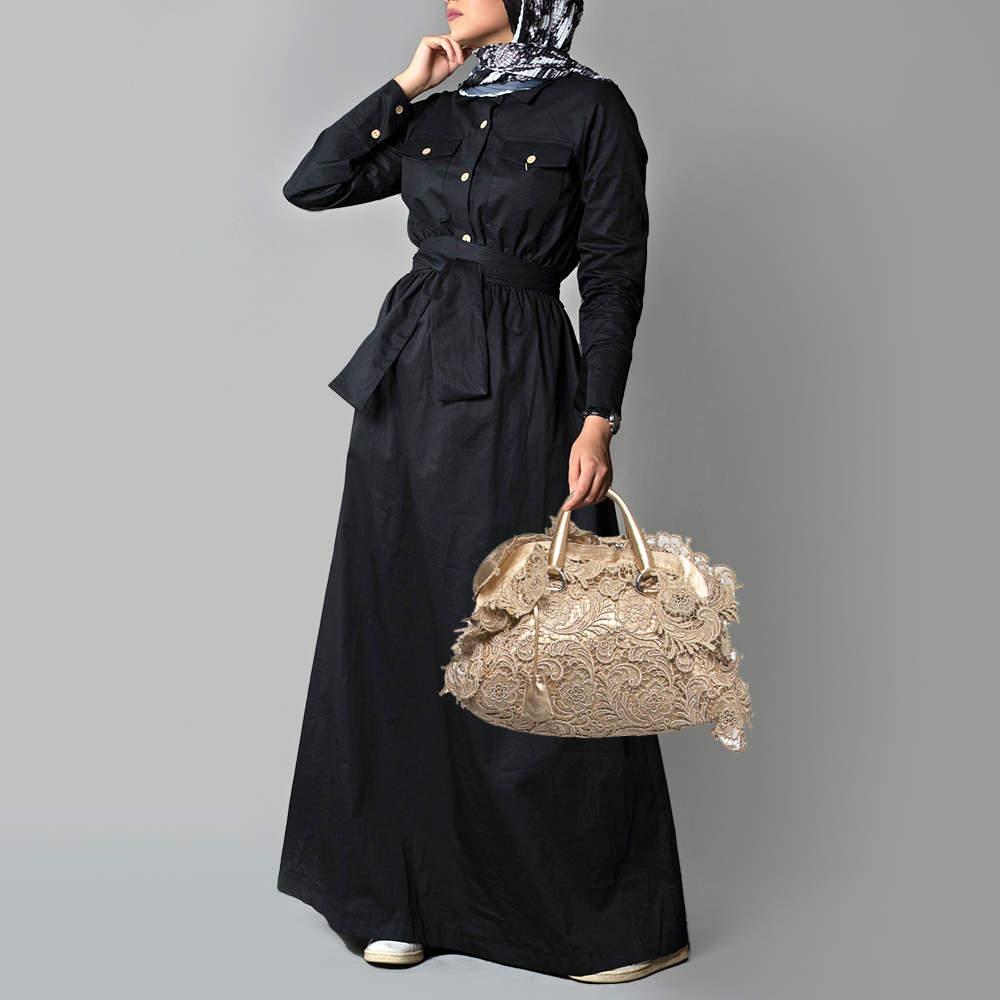 Prada Gold Lace Pizzo S Bowler Bag In Good Condition In Dubai, Al Qouz 2