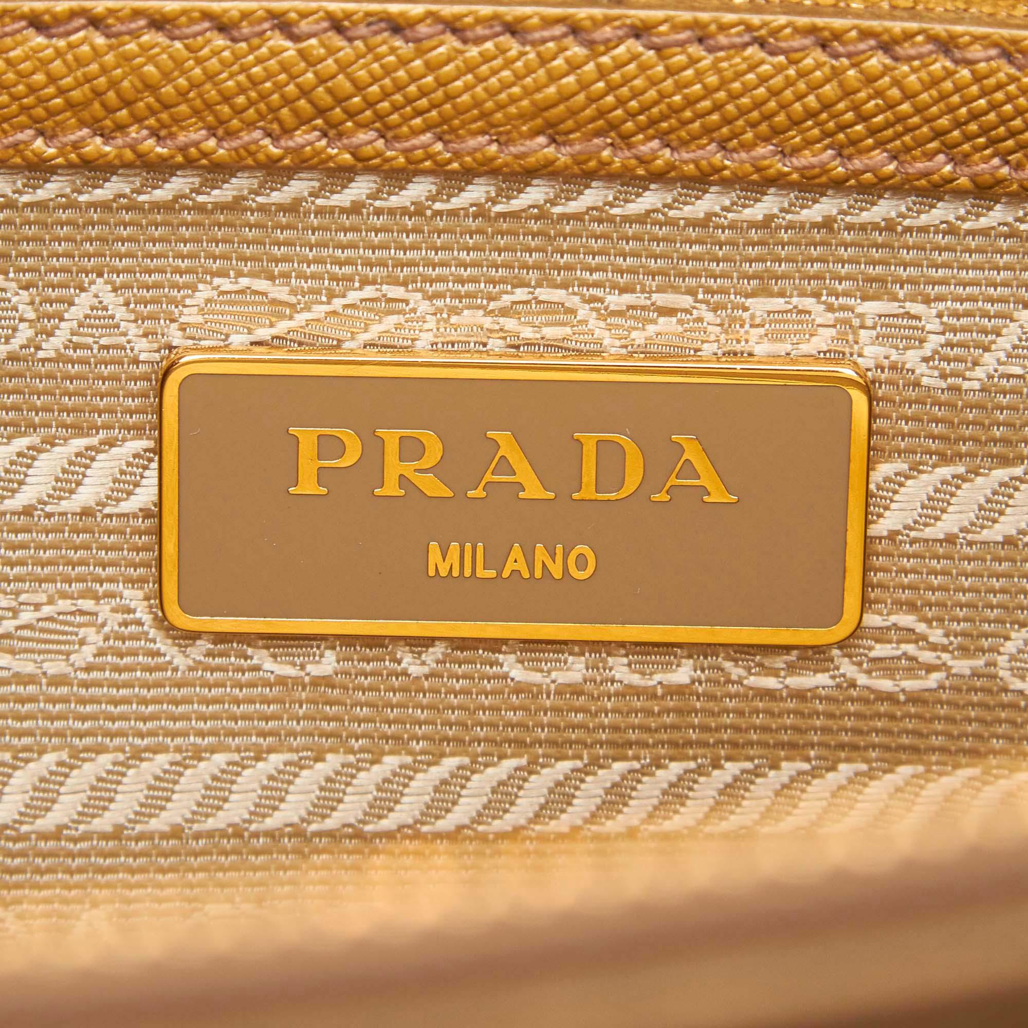 Prada Gold  Leather Saffiano Galleria Satchel Italy w/ Authenticity Card For Sale 2