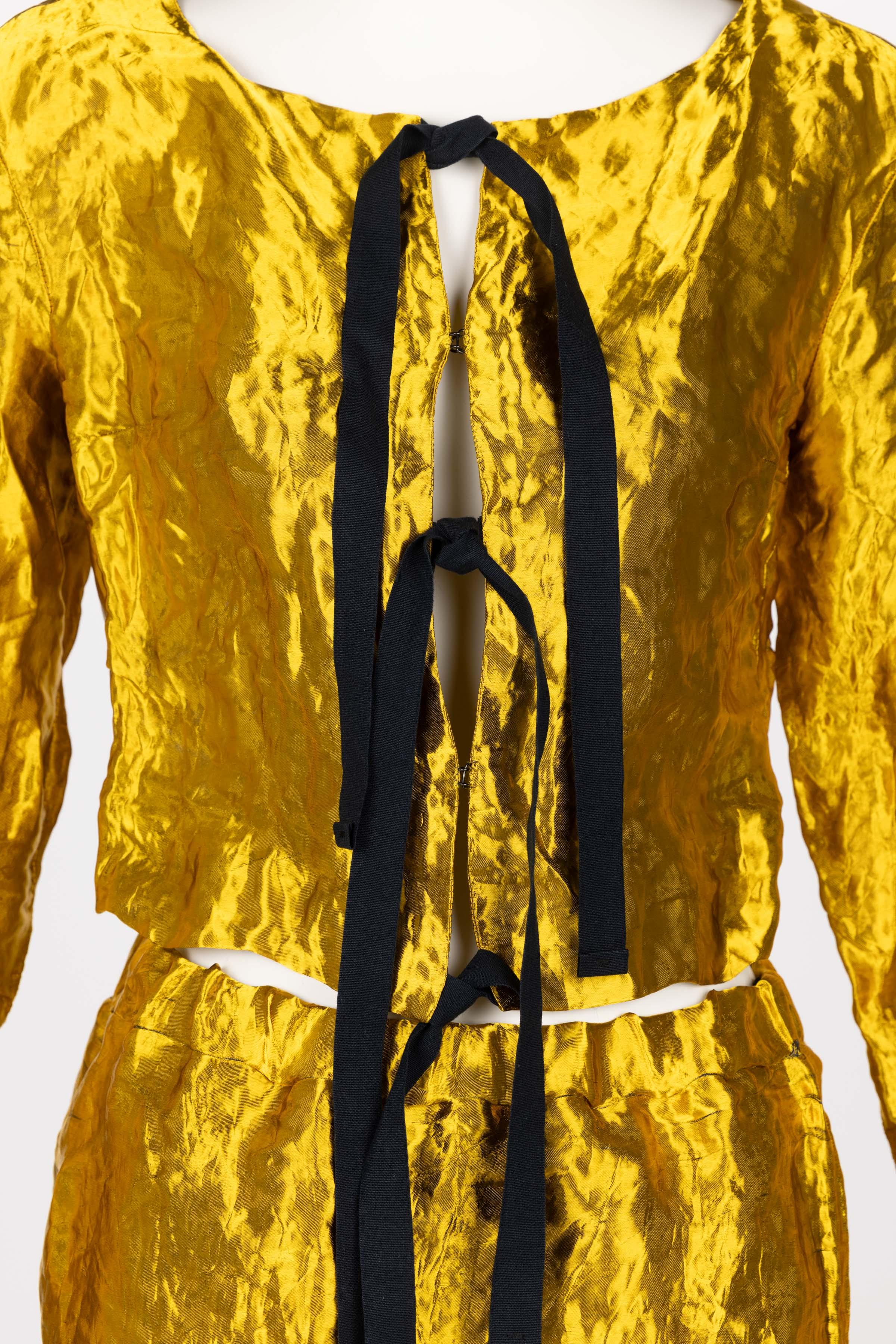 Prada Gold Metal Jacket Top & Skirt Set Spring 2009 en vente 3