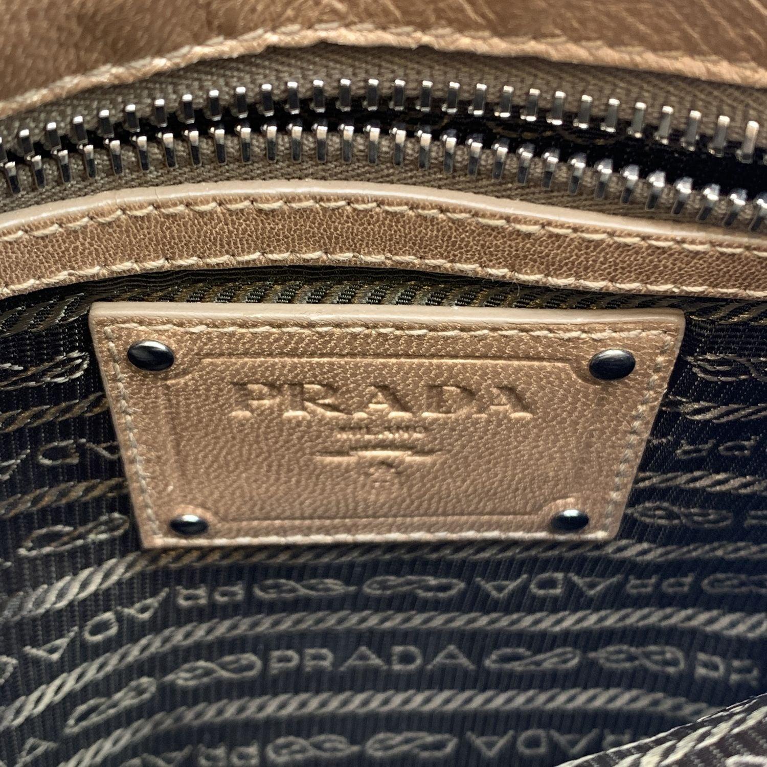Prada Gold Metallic Leather Ruffle Shoulder Bag Lucite Chain Strap For Sale 1