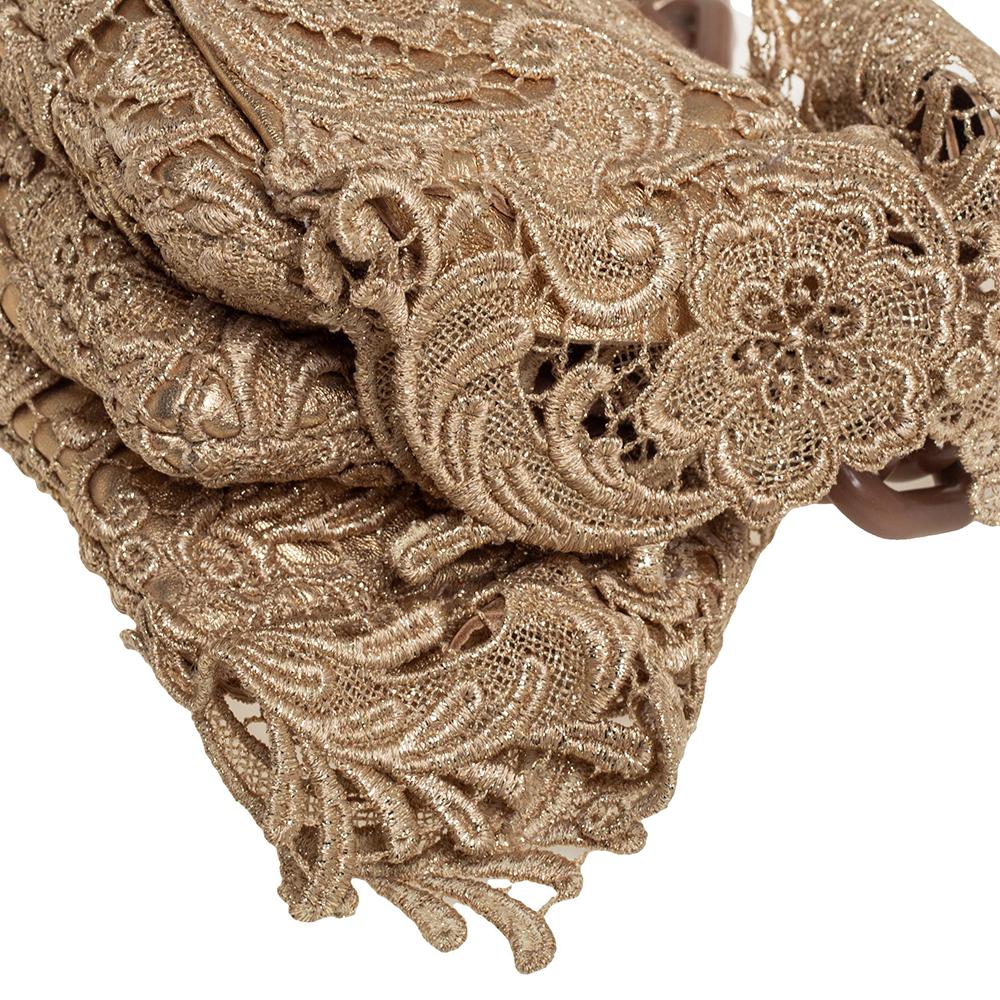 Prada Gold Pizzo Lace Chain Flap Shoulder Bag In Good Condition In Dubai, Al Qouz 2