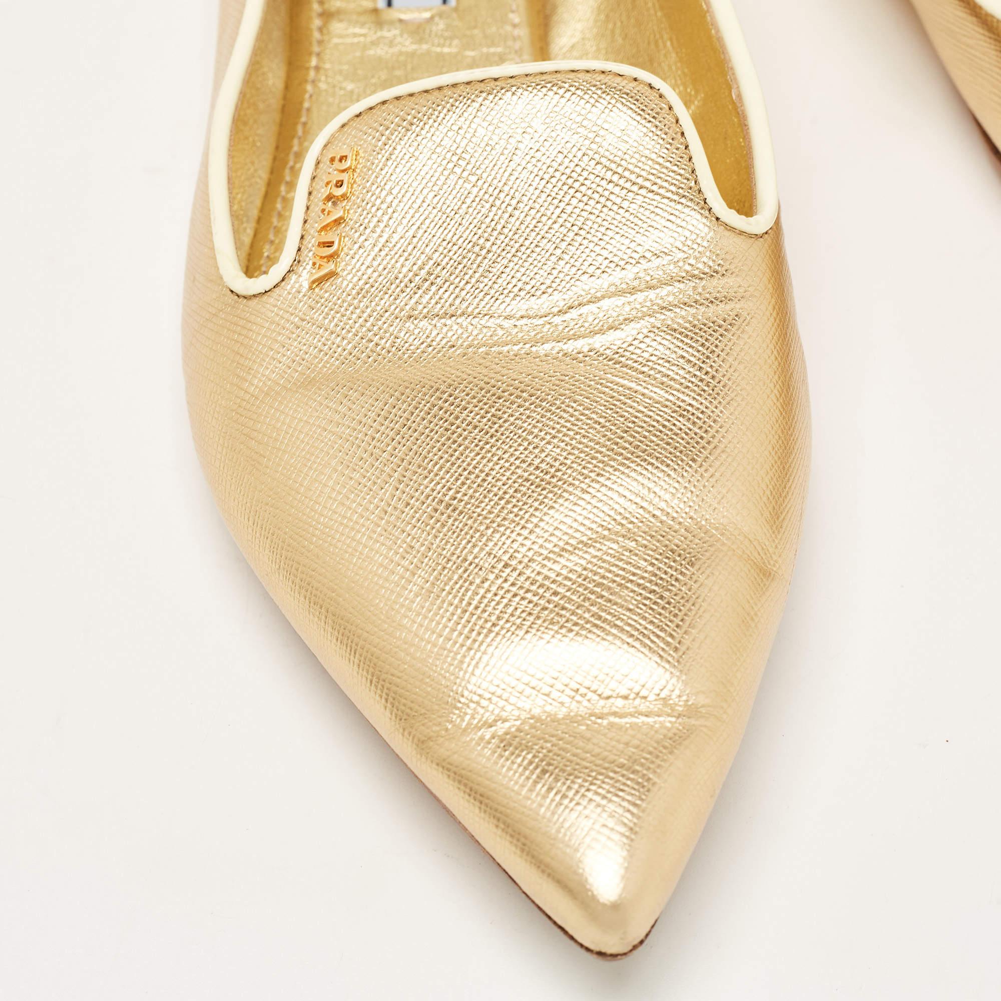 Prada Gold Saffiano Leather Pointed Toe Ballet Flats Size 38 For Sale 3