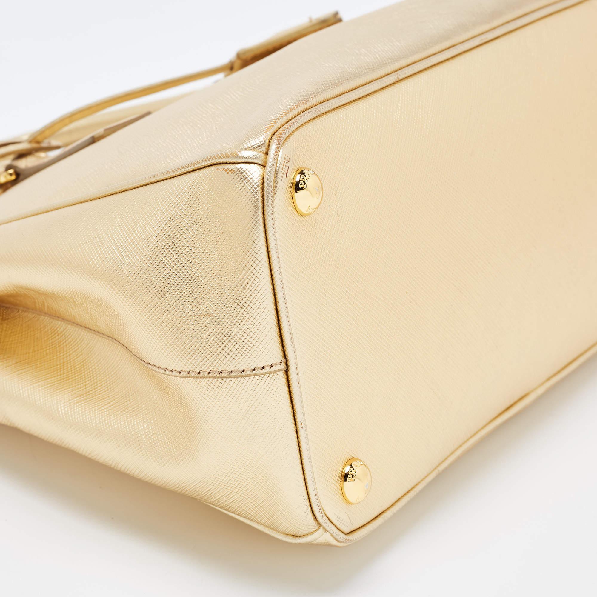 Prada Gold Saffiano Lux Leather Small Double Zip Tote For Sale 6