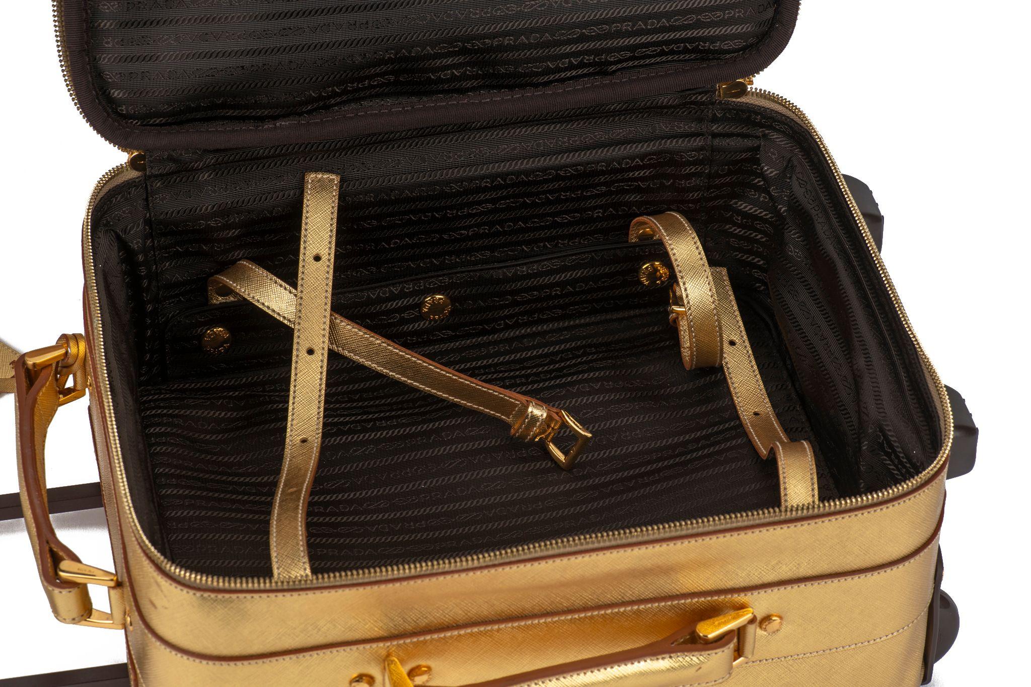 Prada Gold Saffiano Small Carry On Bag en vente 11