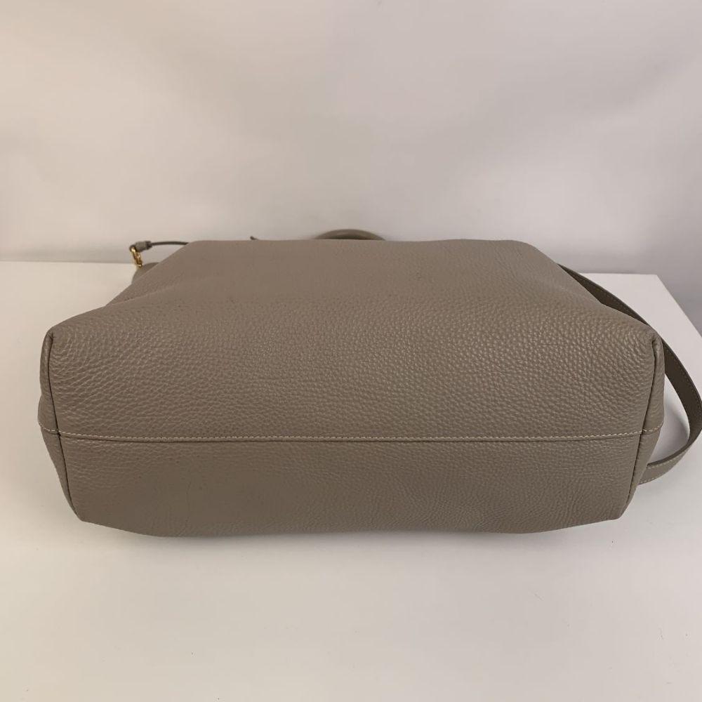 prada vitello daino 2 way