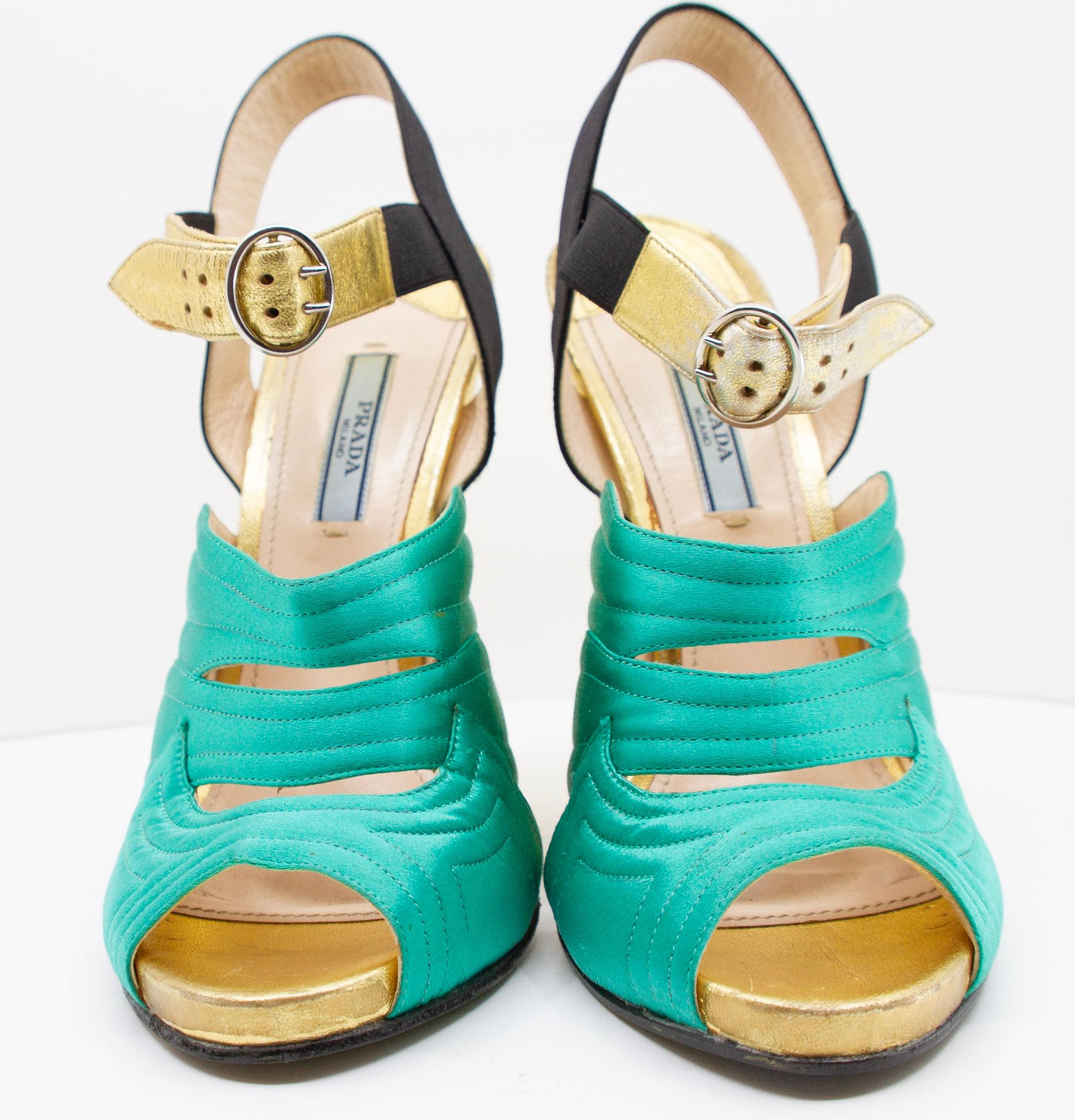 Prada green and gold metallic heels For Sale 1
