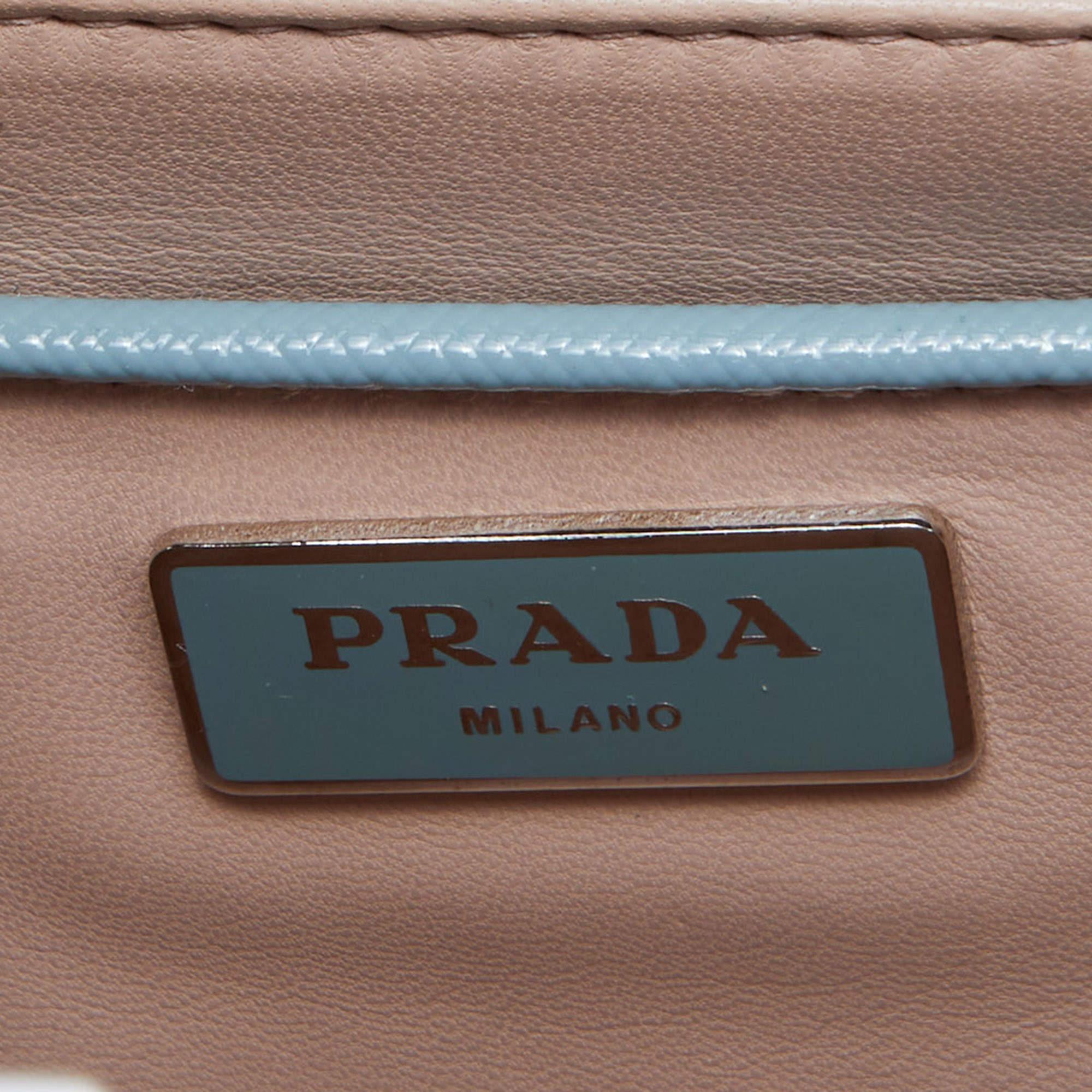 Prada Green/Beige Saffiano Patent Leather Studded Pyramid Frame Satchel In Fair Condition In Dubai, Al Qouz 2