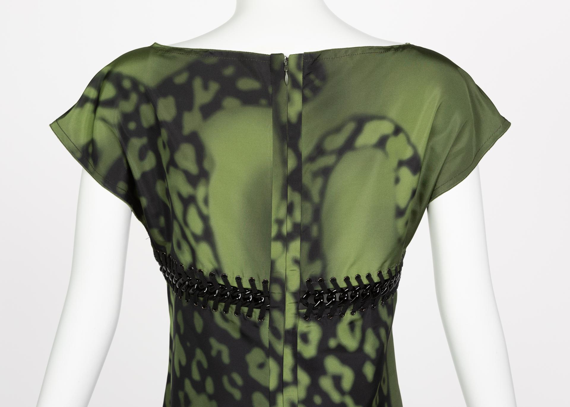 Prada Green Black Chain Inset Printed Shift Dress, Resort 2009  For Sale 2