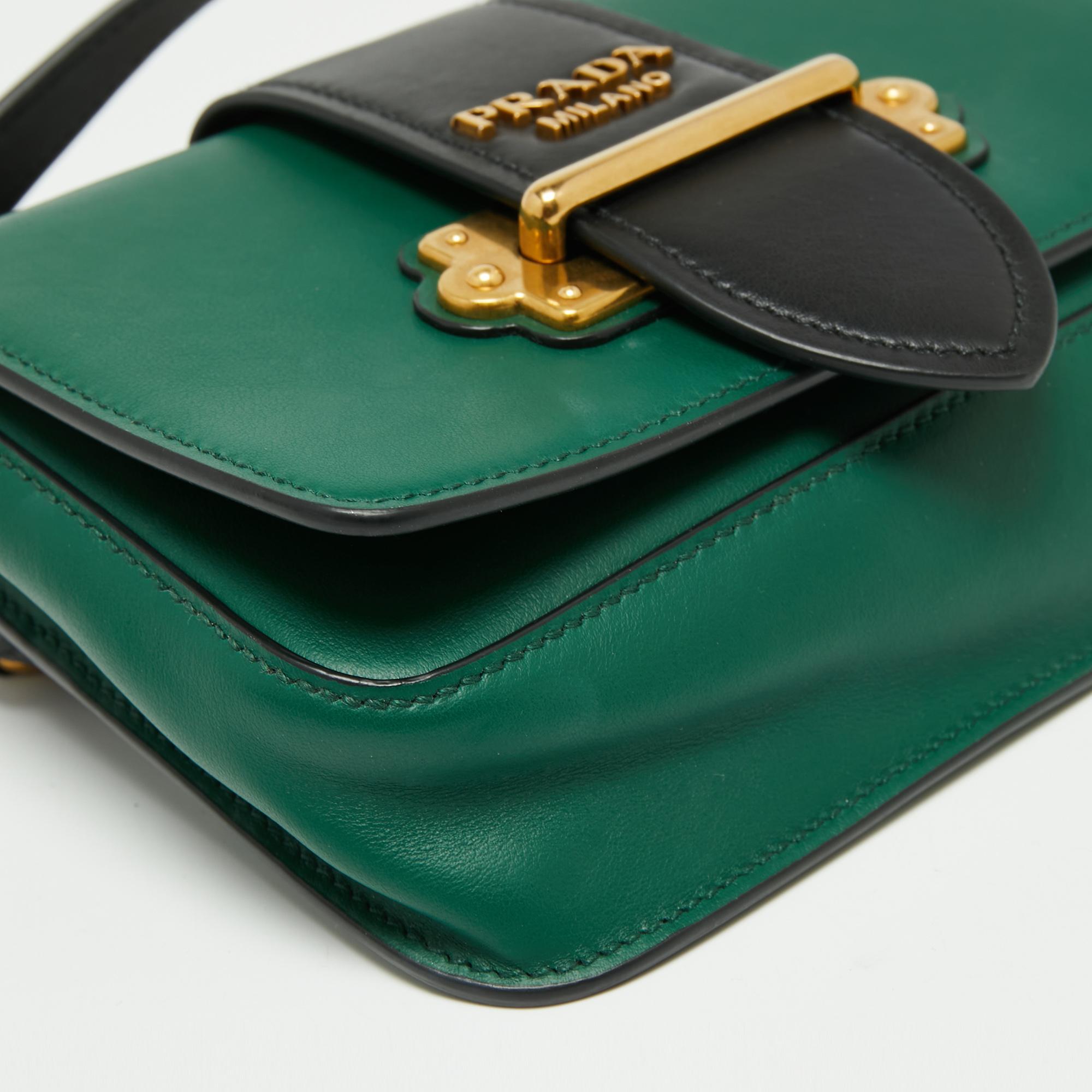 Prada Green/Black Leather Cahier Belt Bag In Good Condition In Dubai, Al Qouz 2