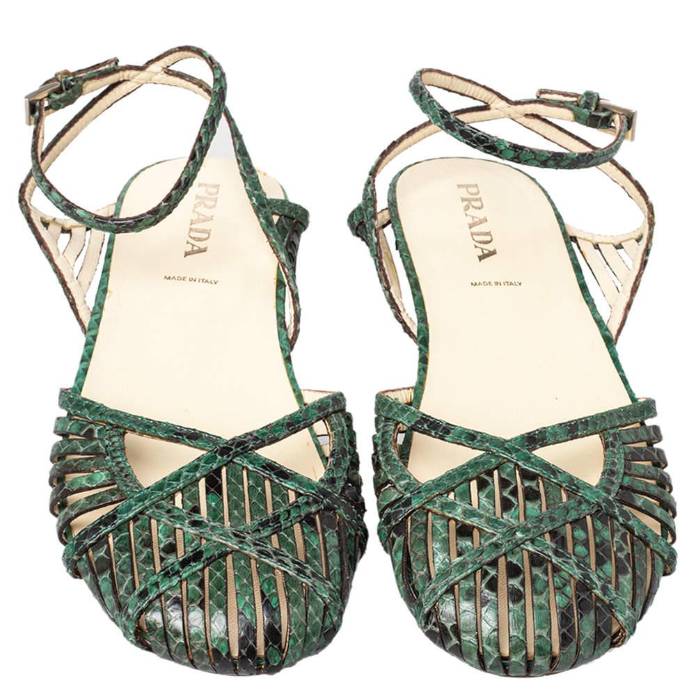 Prada Green/Black Python Flat Ankle Strap Sandals Size 37 In New Condition For Sale In Dubai, Al Qouz 2