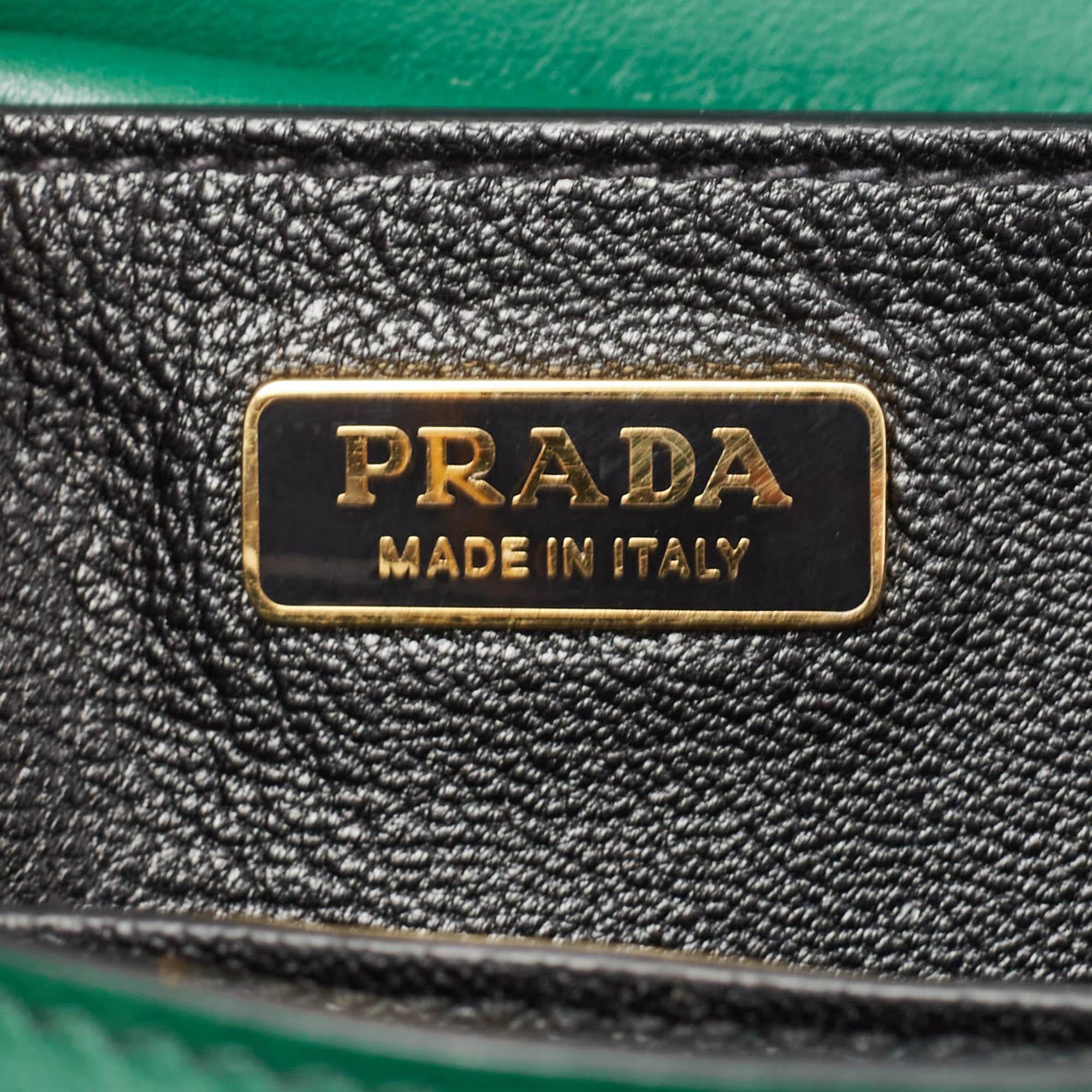 Prada Green/Black Saffiano Leather Cahier Flap Shoulder Bag For Sale 6
